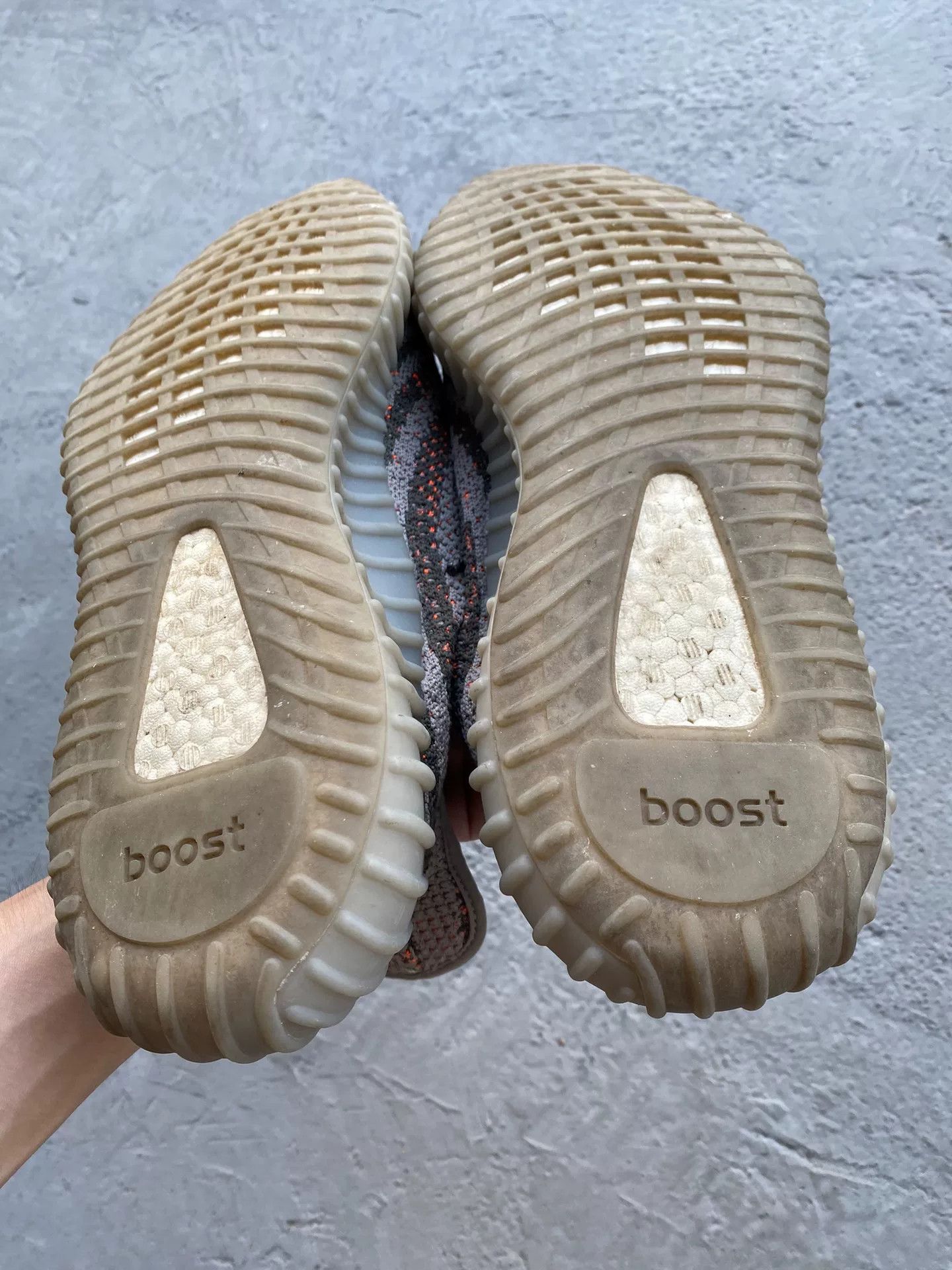 Adidas Adidas YEEZY350 Gray Lowtop Sneakers 9.5 Men Size US 9.5 / EU 42-43 - 5 Thumbnail