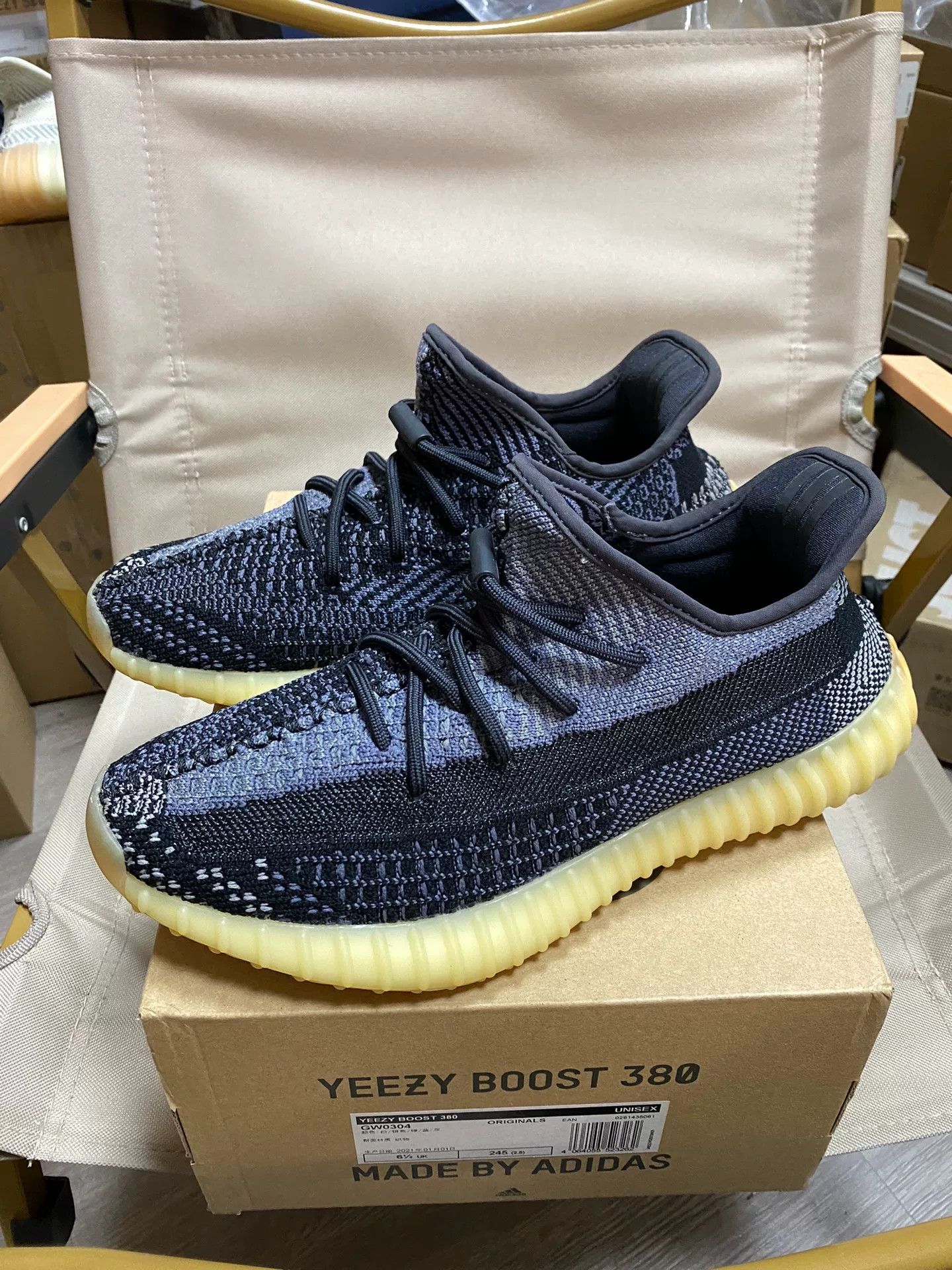 Adidas Adidas YEEZY350 Black Lowtop Sneakers 41 Men Size US 8.5 / EU 41-42 - 5 Thumbnail