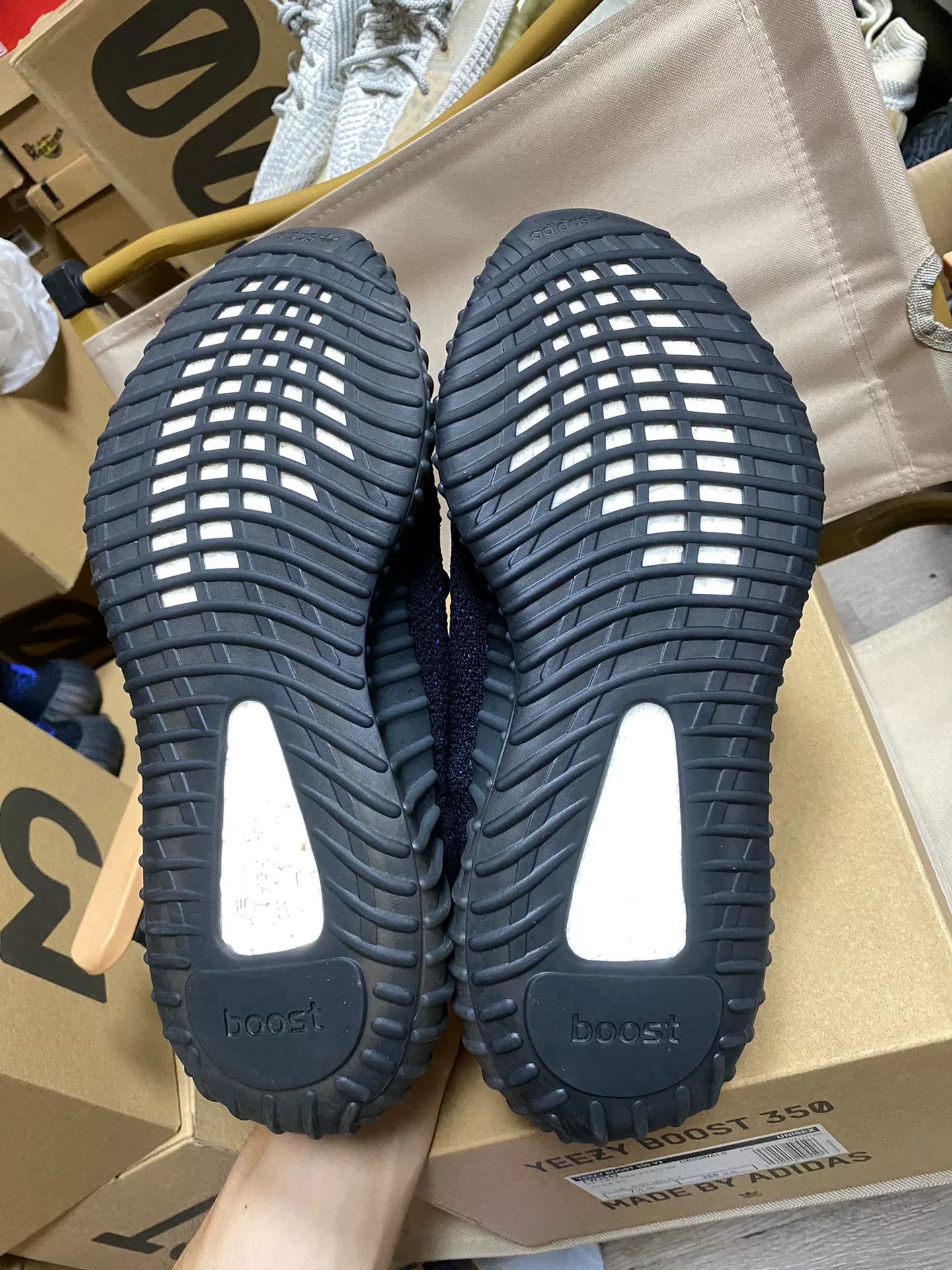 Yeezy Yeezy Blue Lowtop Sneakers 9 Men Size US 9 / EU 42 - 9 Thumbnail