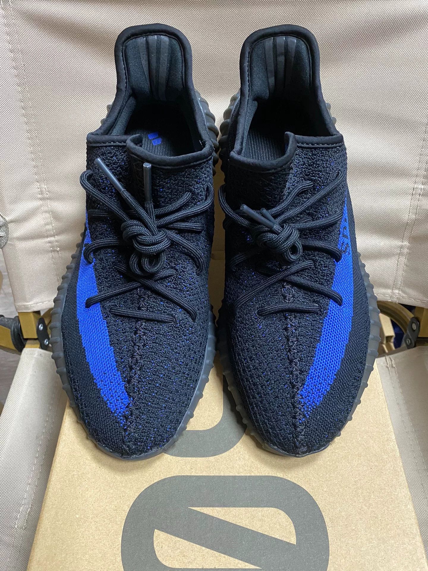 Yeezy Yeezy Blue Lowtop Sneakers 9 Men Size US 9 / EU 42 - 4 Thumbnail