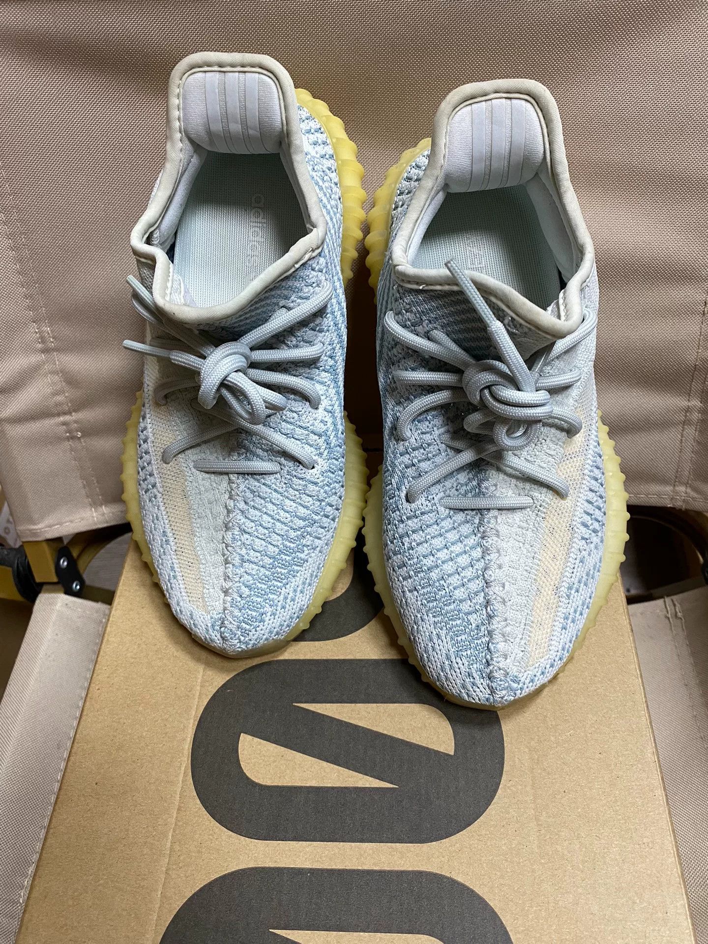 Adidas Adidas YEEZY350 White Lowtop Sneakers 36 Men Size US 5 / EU 37 - 9 Thumbnail