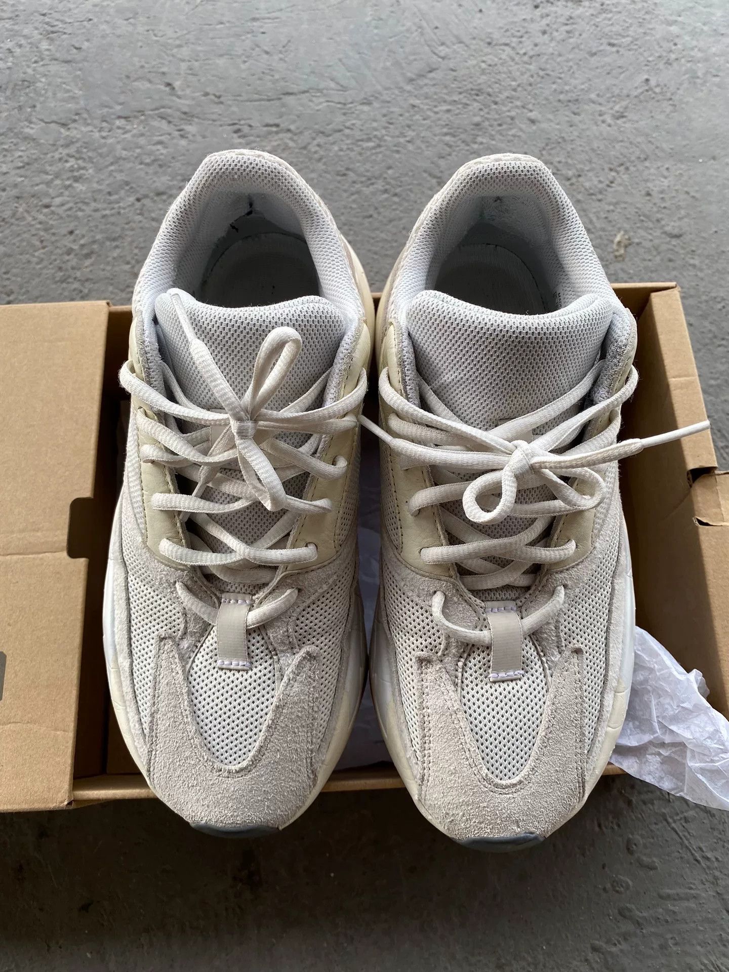 Yeezy Yeezy White Lowtop Sneakers 42 Men Size US 9 / EU 42 - 3 Thumbnail