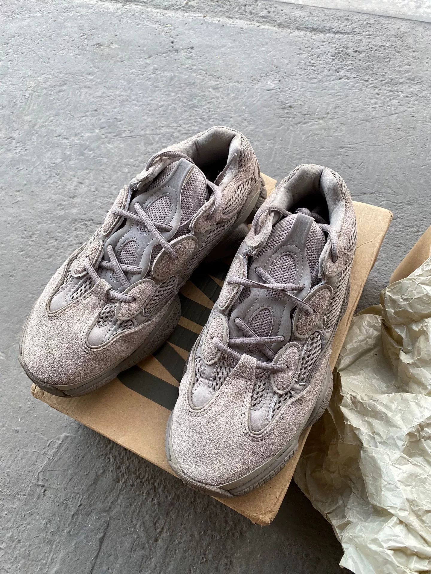 Adidas Adidas YEEZY500 Gray Lowtop Sneakers 42 Men Size US 9 / EU 42 - 8 Thumbnail