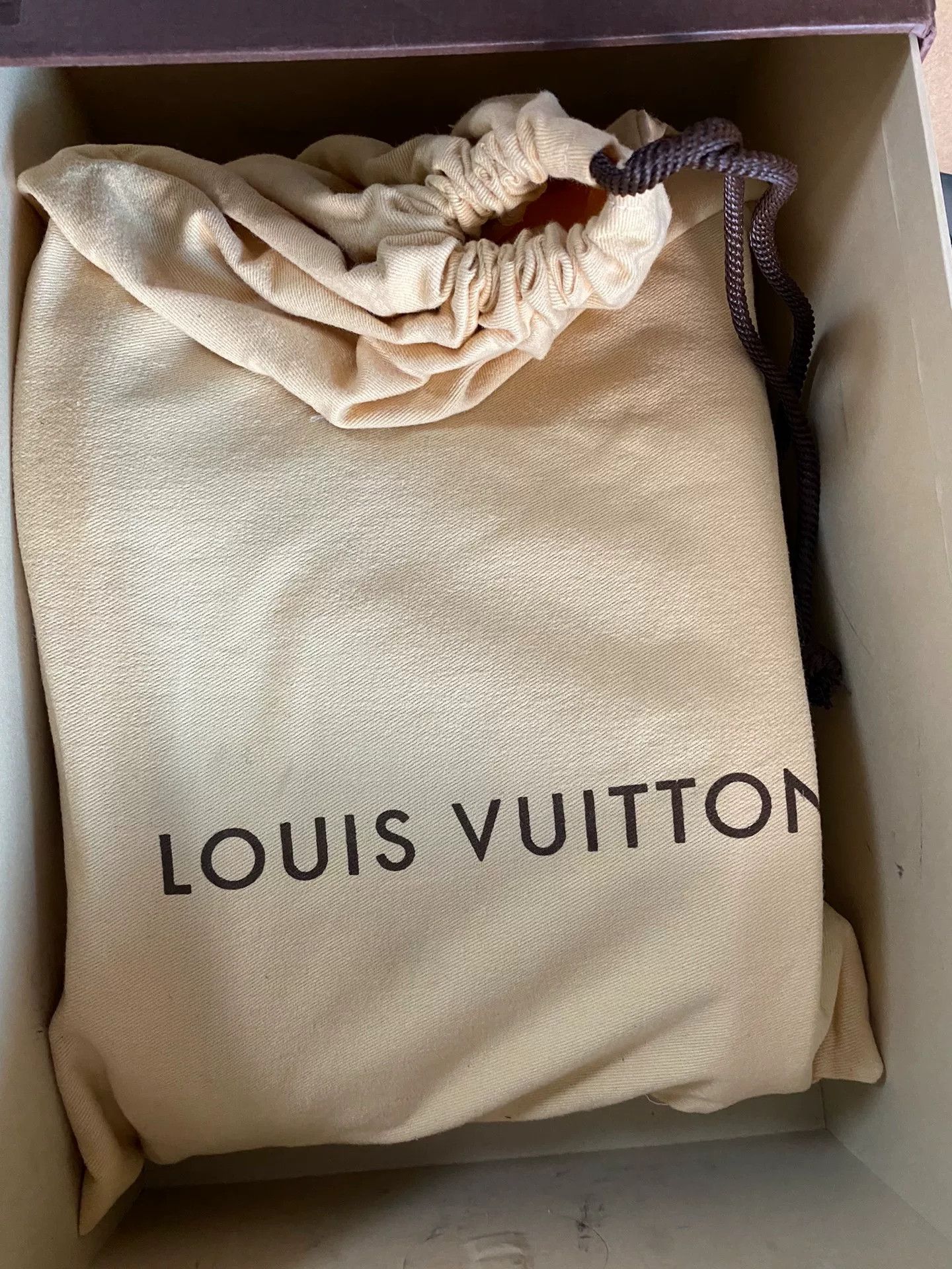 Louis Vuitton Louis Vuitton Printed Hitop Sneakers 40 Men Size US 7.5 / EU 40-41 - 3 Thumbnail