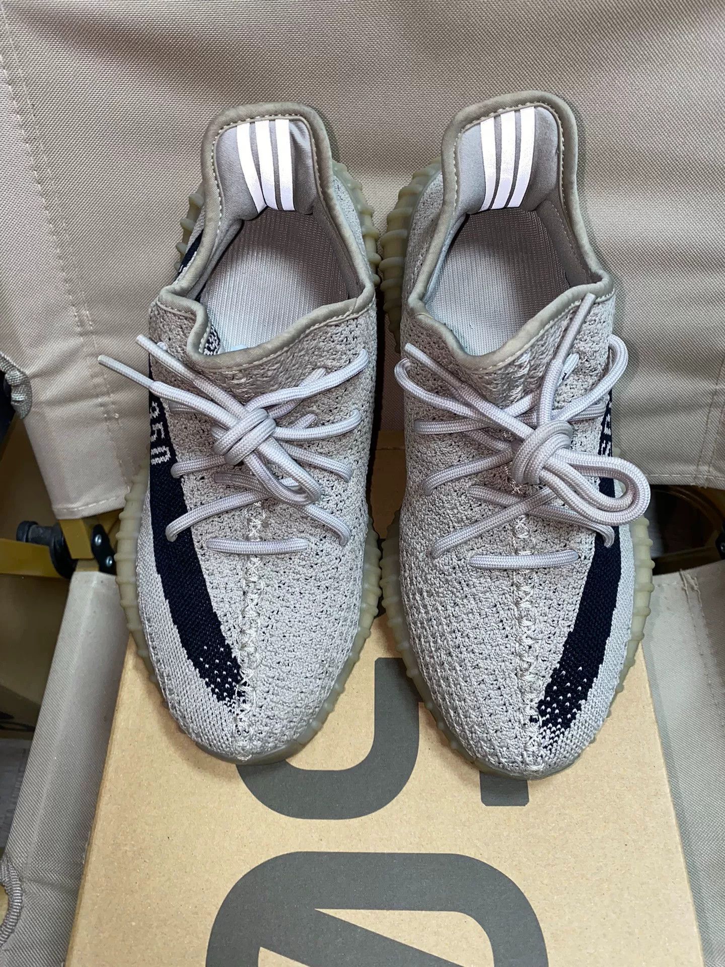 Adidas Adidas YEEZY350 Gray Lowtop Sneakers 40 Men Size US 7.5 / EU 40-41 - 2 Thumbnail
