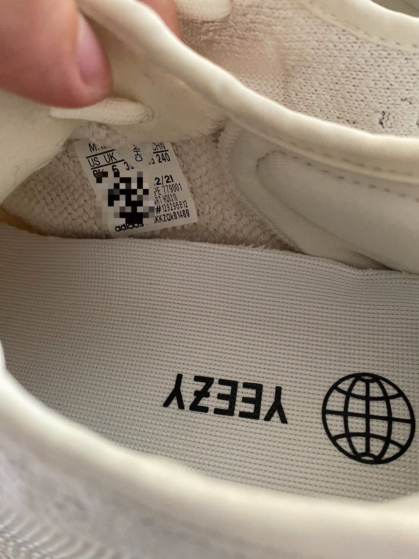 Adidas Adidas YEEZY350 White Lowtop Sneakers 35 Men Size US 5 / EU 37 - 6 Thumbnail