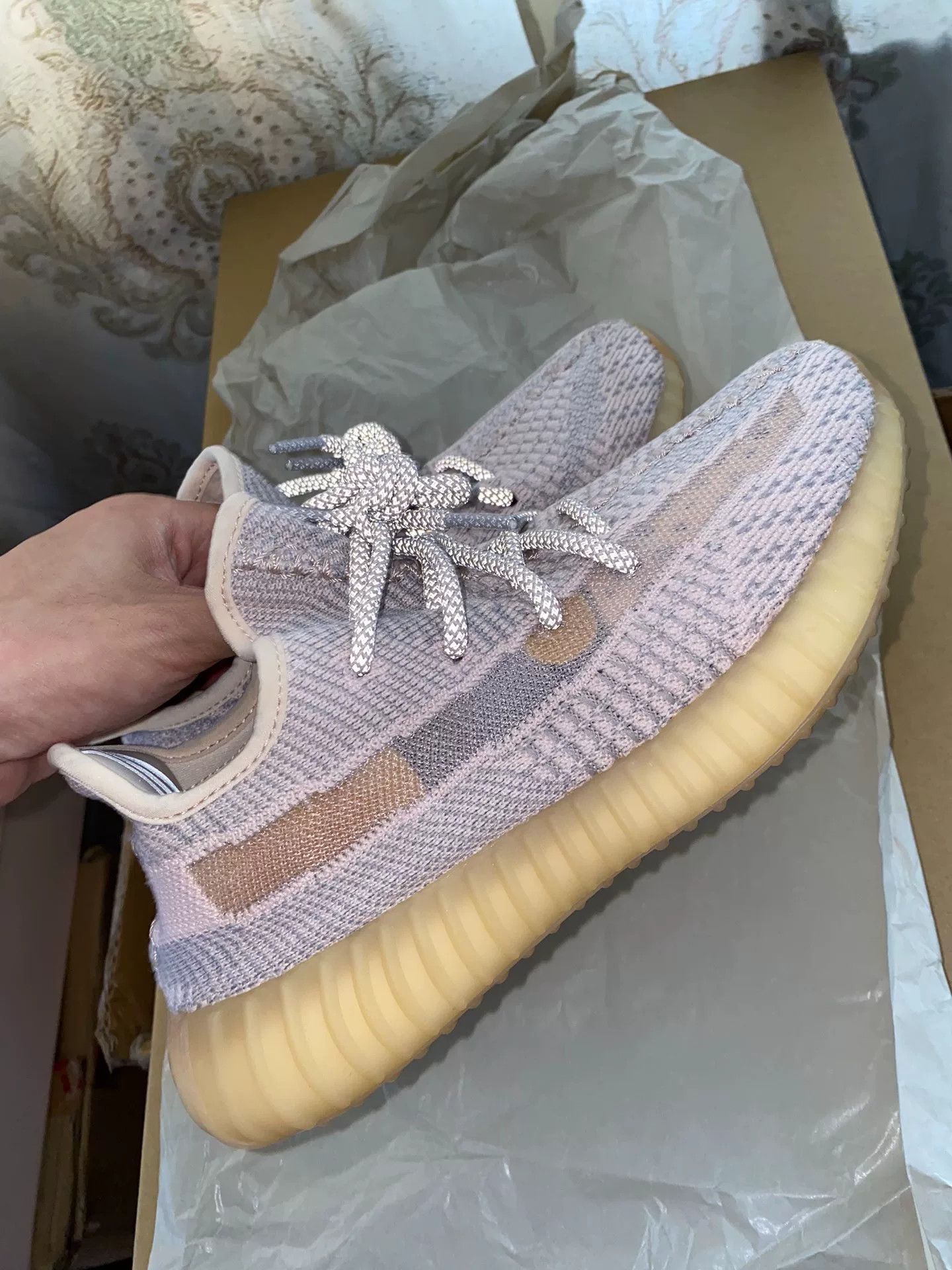Adidas Adidas YEEZY350 Pink Lowtop Sneakers 38 Men Size US 6 / EU 39 - 5 Thumbnail