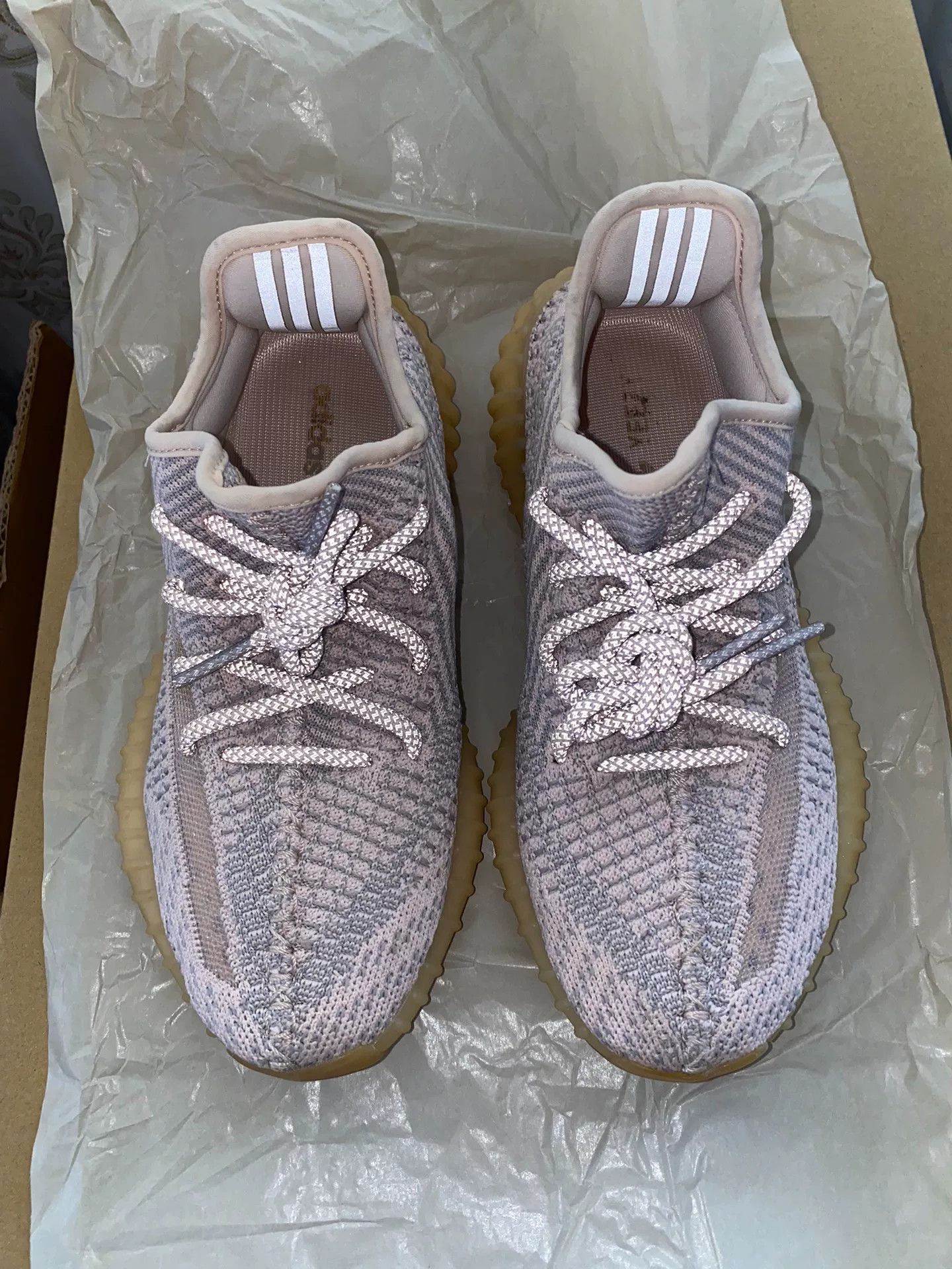 Adidas Adidas YEEZY350 Pink Lowtop Sneakers 38 Men Size US 6 / EU 39 - 4 Thumbnail