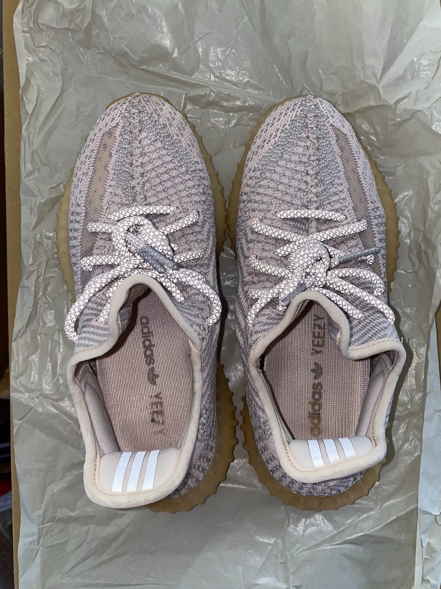 Adidas Adidas YEEZY350 Pink Lowtop Sneakers 38 Men Size US 6 / EU 39 - 7 Thumbnail
