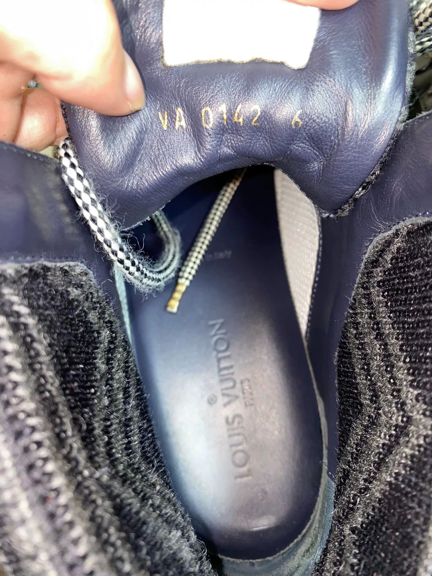 Louis Vuitton Louis Vuitton Casual Hitop Sneakers 40 Men Size US 7.5 / EU 40-41 - 7 Thumbnail