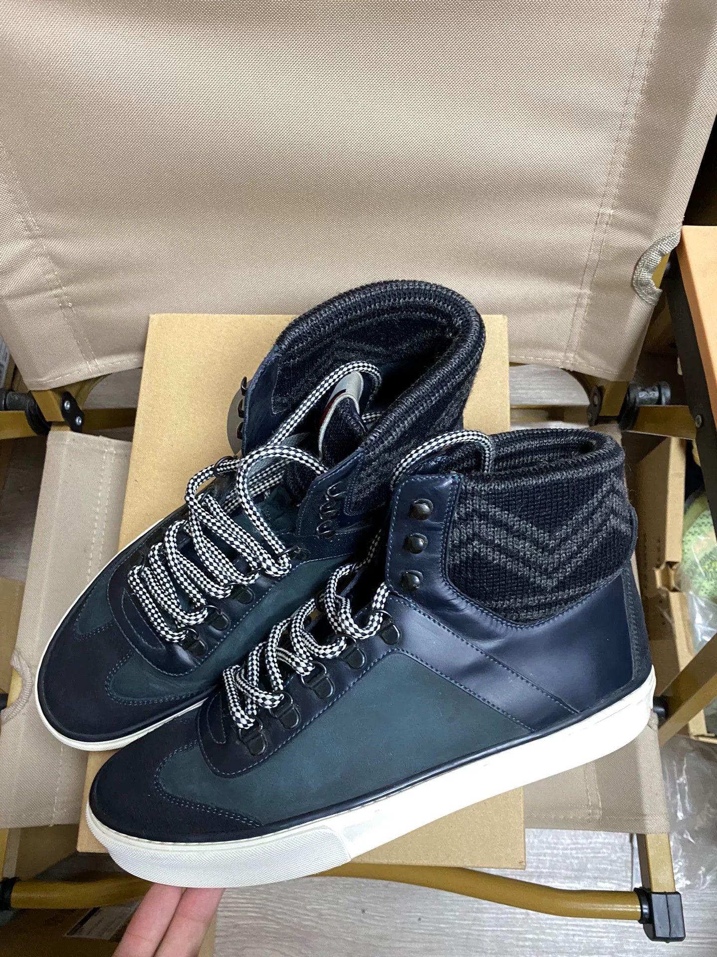 Louis Vuitton Louis Vuitton Casual Hitop Sneakers 40 Men Size US 7.5 / EU 40-41 - 3 Thumbnail