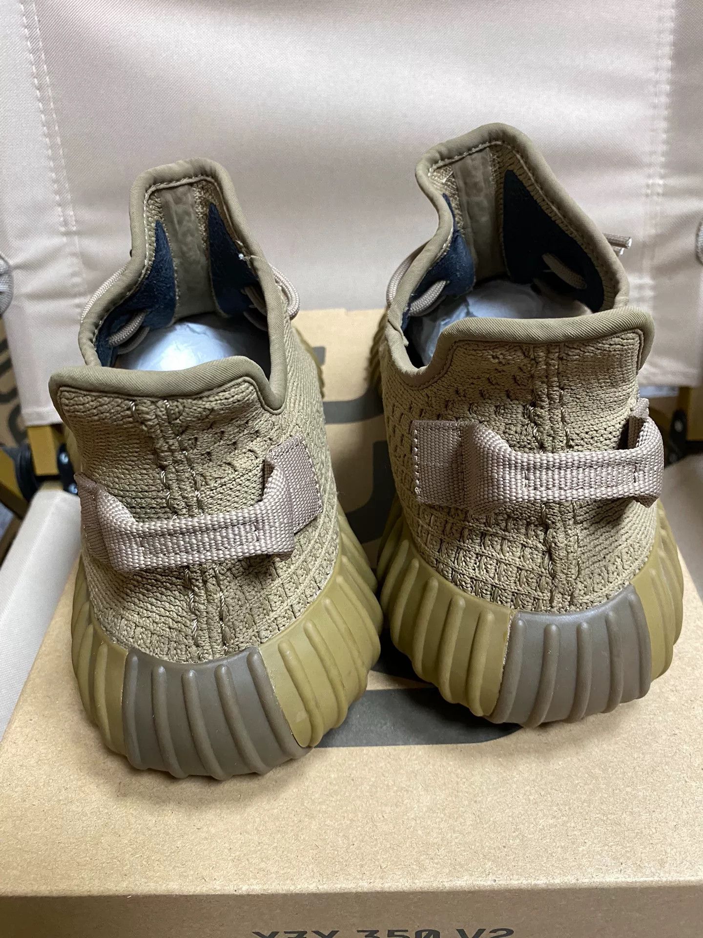 Yeezy Yeezy Brown Lowtop Sneakers 42 Men Size US 9 / EU 42 - 7 Thumbnail