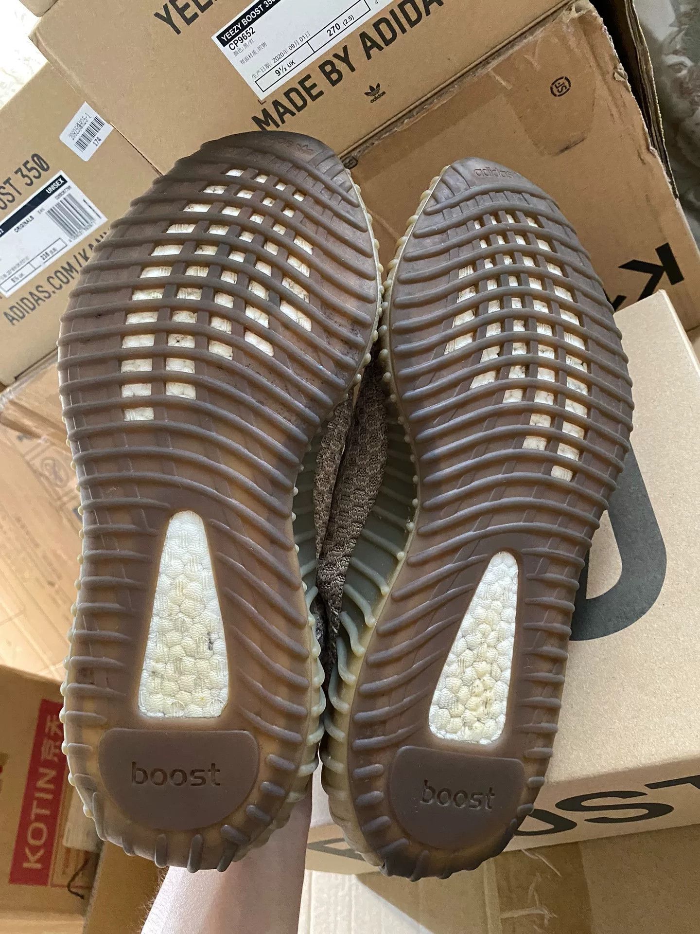 Adidas Adidas YEEZY350 Orange Lowtop Sneakers S Men Size US 10 / EU 43 - 4 Thumbnail