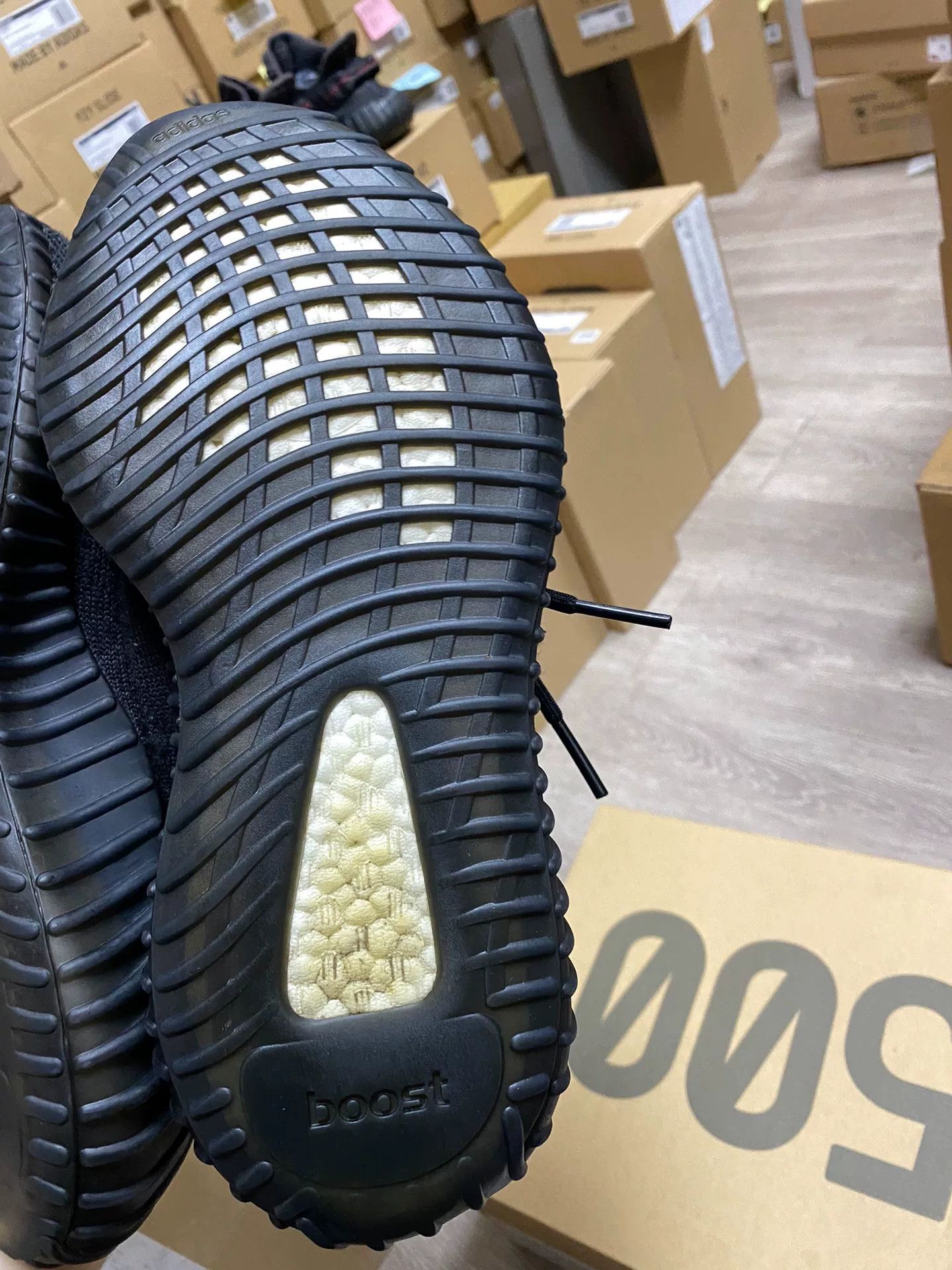 Adidas Adidas YEEZY350 Black Lowtop Sneakers 40 Men Size US 7.5 / EU 40-41 - 2 Thumbnail