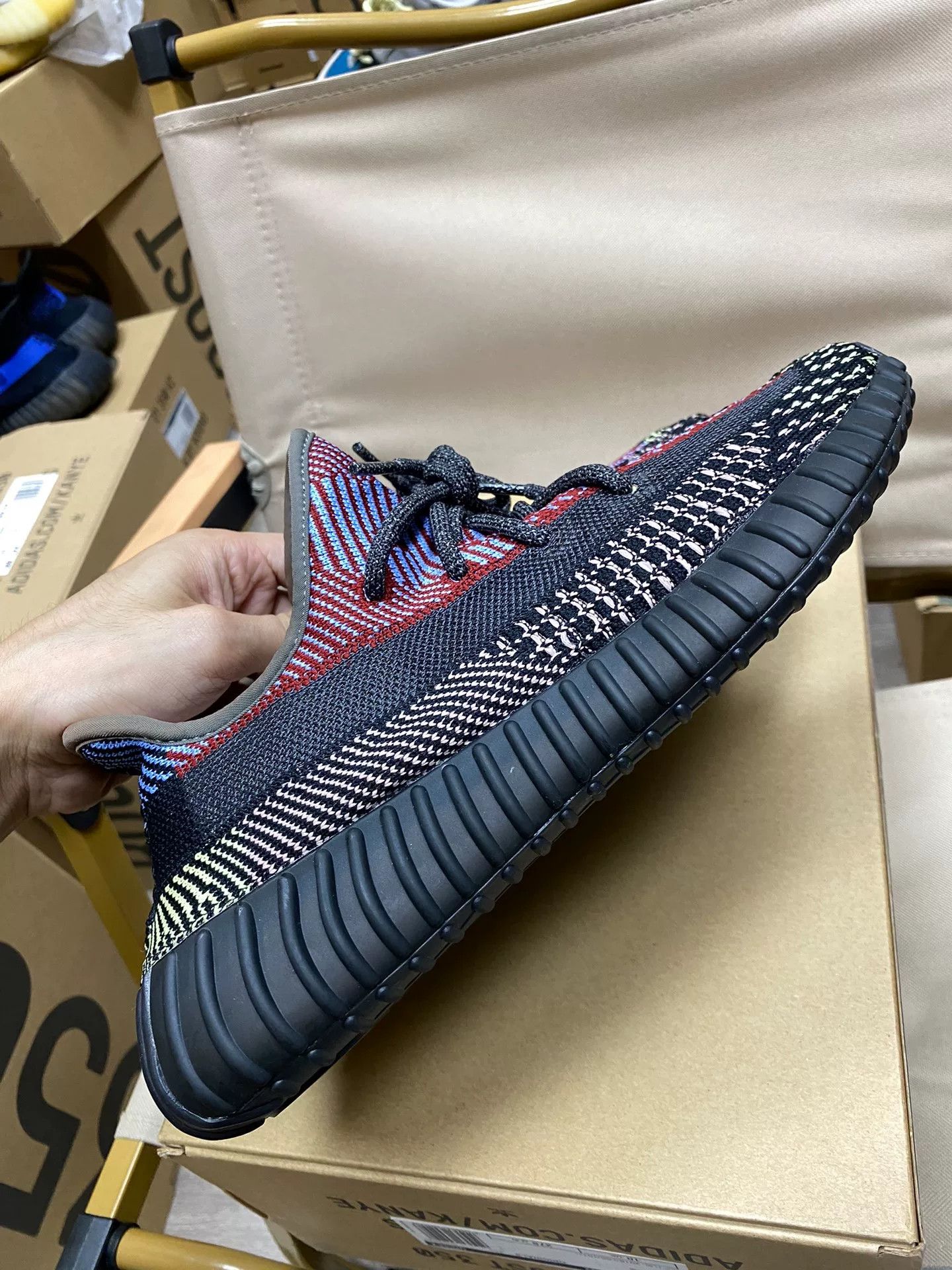 Adidas Adidas YEEZY350 Black Lowtop Sneakers 42 Men Size US 9 / EU 42 - 6 Thumbnail