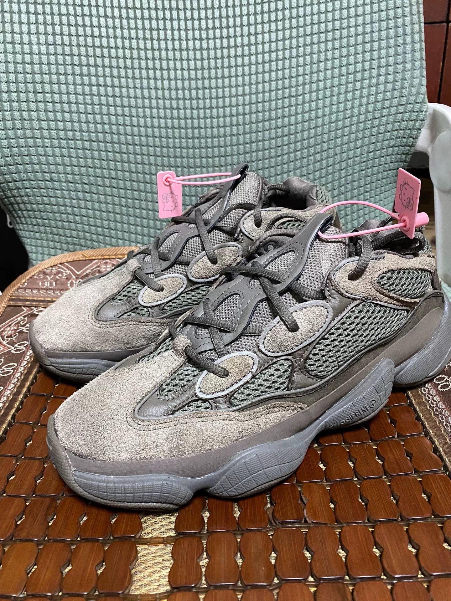 Adidas Adidas YEEZY500 Brown Lowtop Sneakers 42 Men Size US 9 / EU 42 - 8 Thumbnail