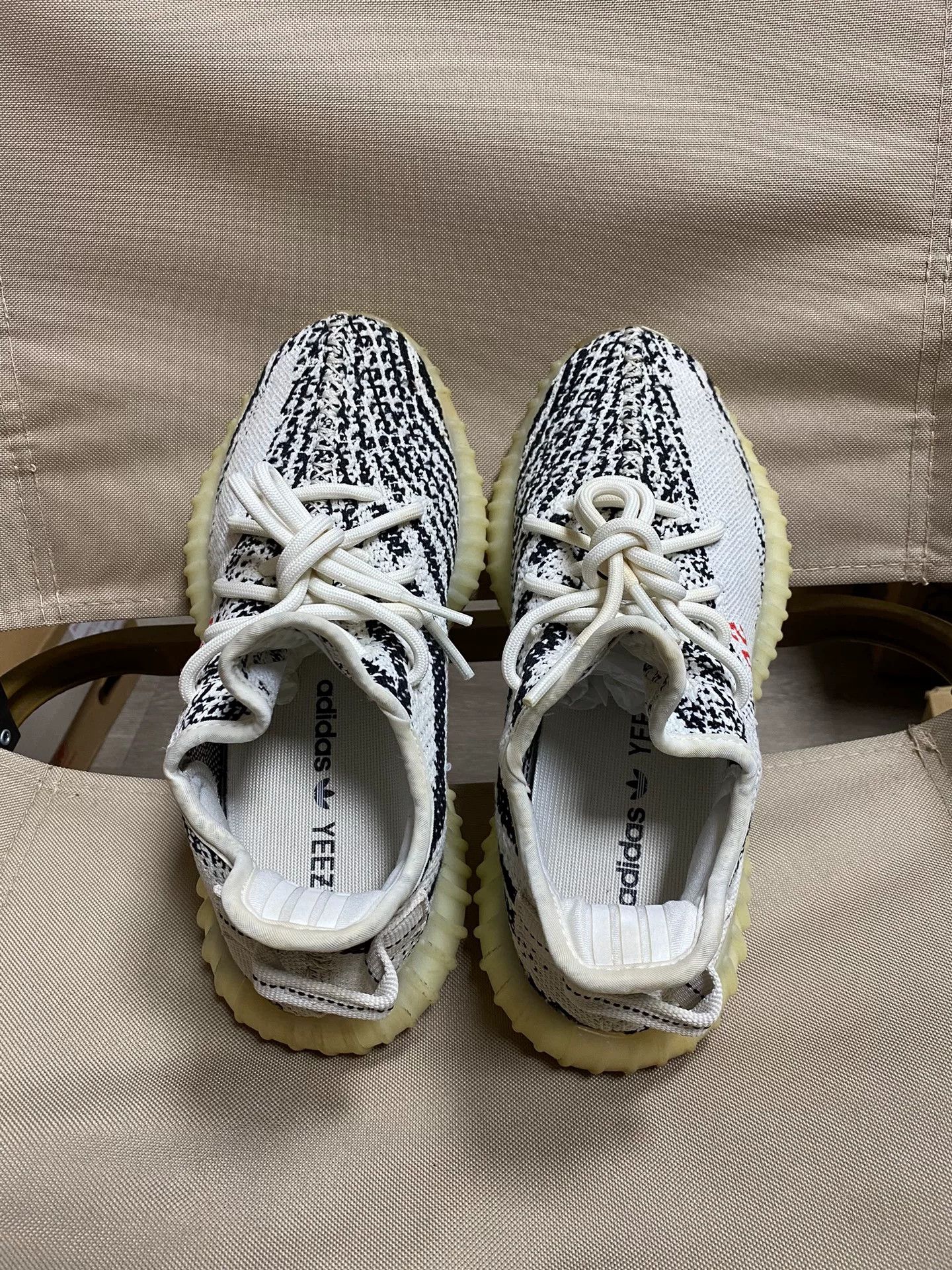 Adidas Adidas YEEZY350 White Lowtop Sneakers 36 Men Size US 5 / EU 37 - 8 Thumbnail