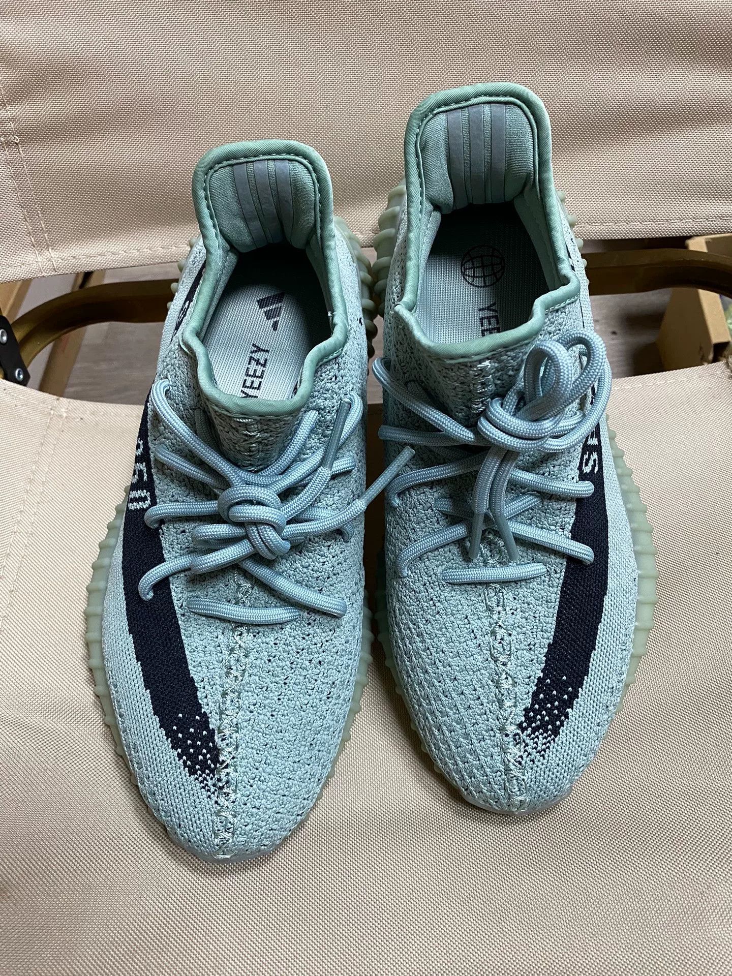 Adidas Adidas YEEZY350 Green Lowtop Sneakers 41 Men Size US 8.5 / EU 41-42 - 4 Thumbnail