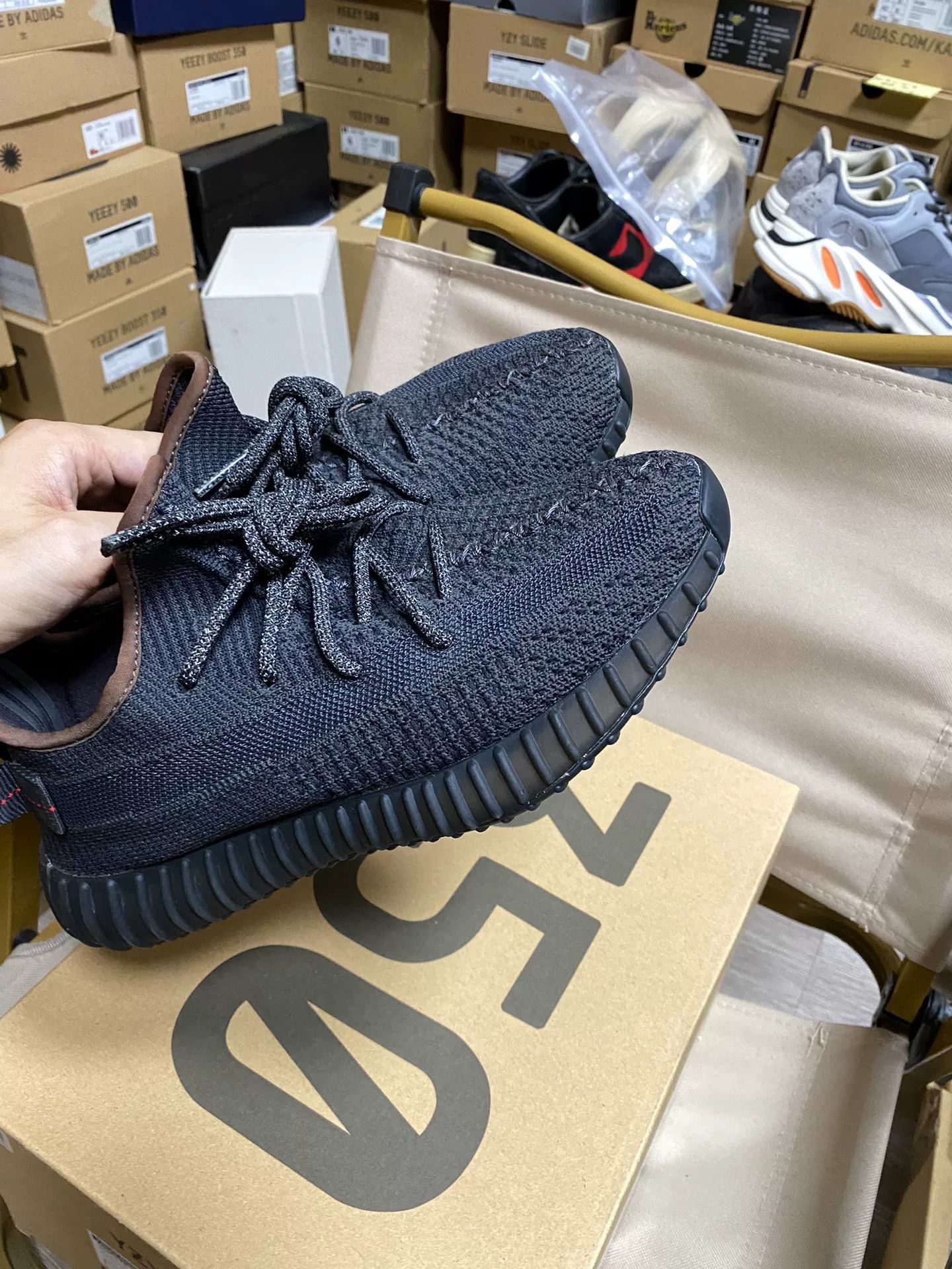 Adidas Adidas YEEZY350 Black Lowtop Sneakers 35 Men Size US 5 / EU 37 - 8 Thumbnail