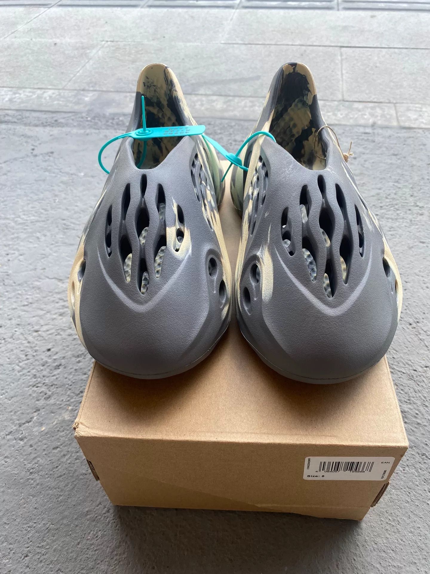 Yeezy Yeezy Running Gray Hoodie 42 Men Size US M / EU 48-50 / 2 - 4 Thumbnail