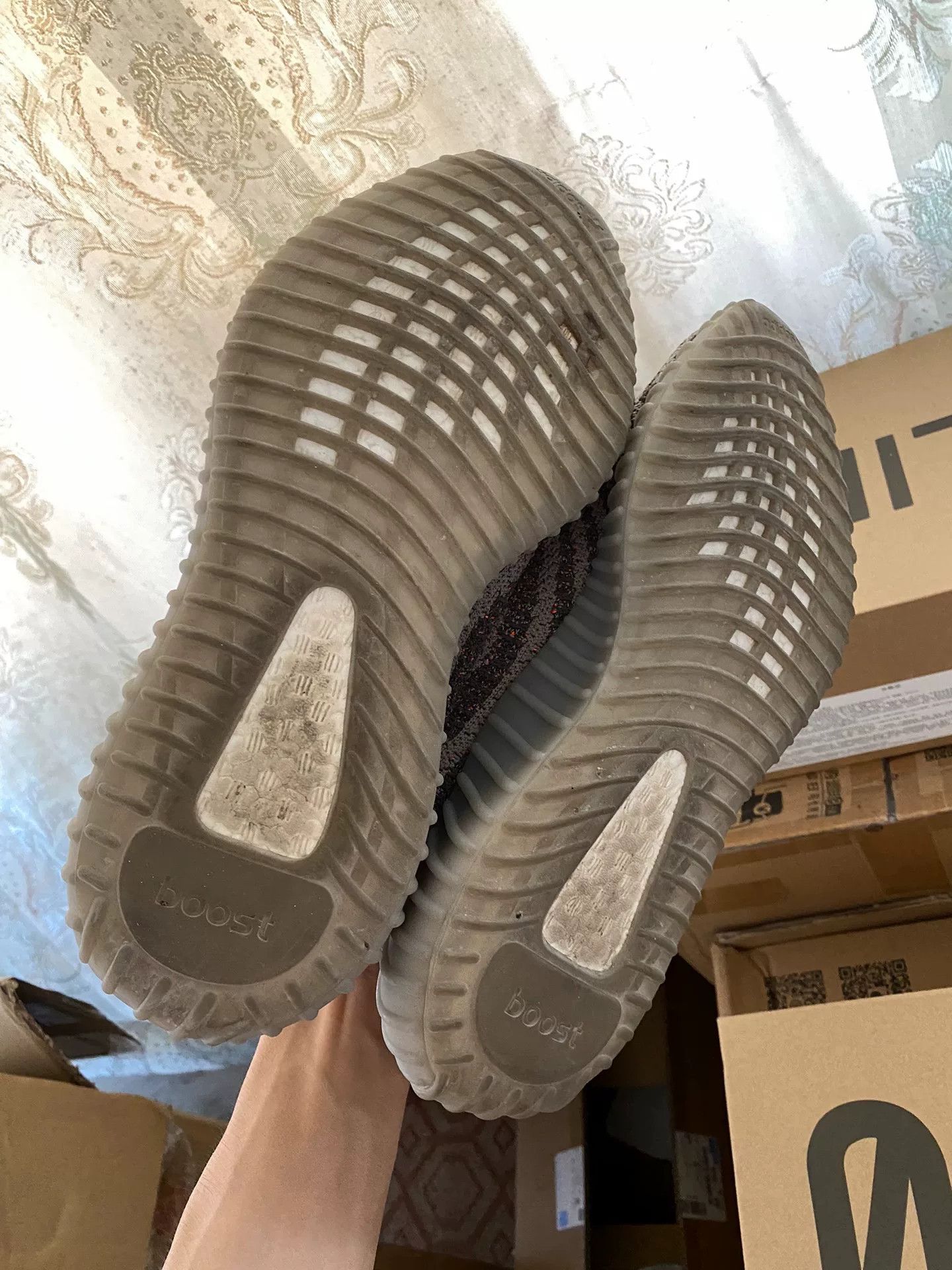 Adidas Adidas YEEZY350 Gray Lowtop Sneakers 42 Men Size US 9 / EU 42 - 5 Thumbnail
