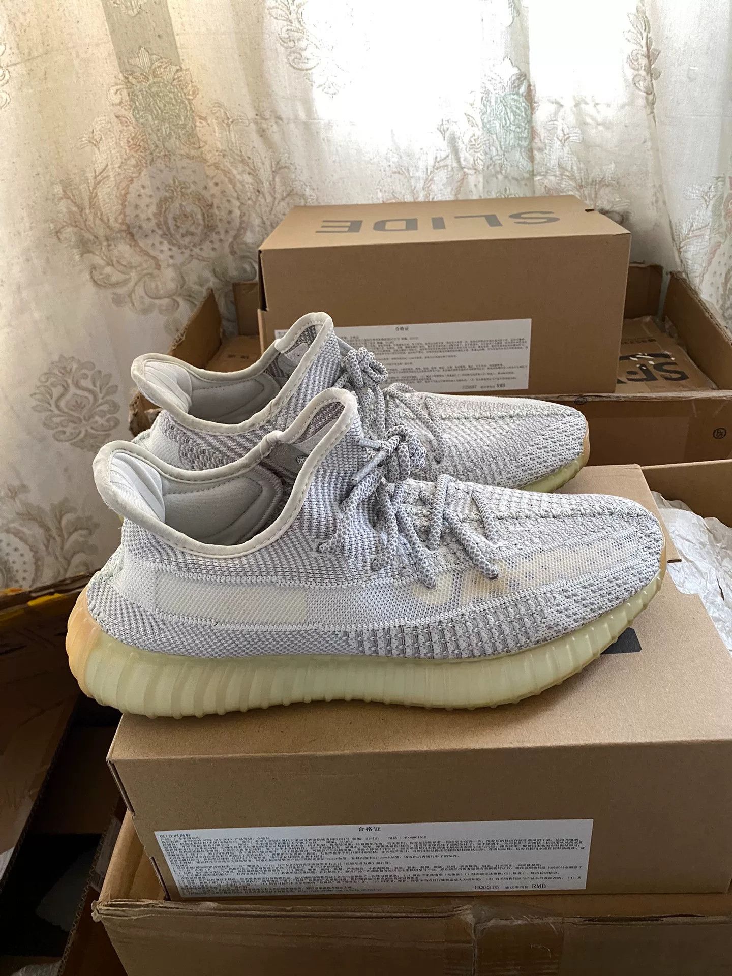 Adidas Adidas YEEZY350 Silver Lowtop Sneakers 10 Men Size US 10 / EU 43 - 3 Thumbnail