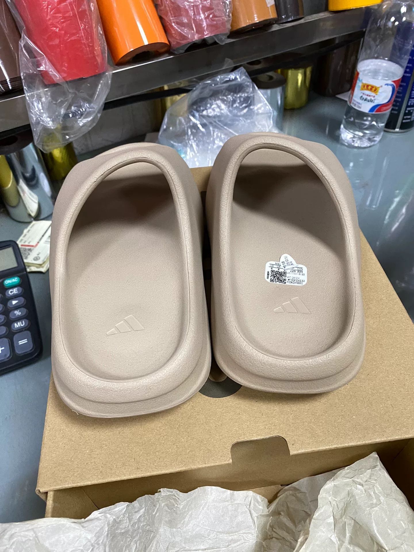 Yeezy Yeezy Brown Lowtop Sneakers 37 Men Size US 5 / EU 37 - 8 Thumbnail