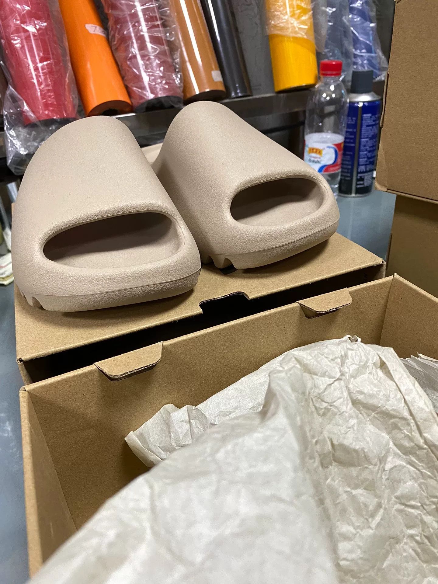 Yeezy Yeezy Brown Lowtop Sneakers 37 Men Size US 5 / EU 37 - 6 Thumbnail