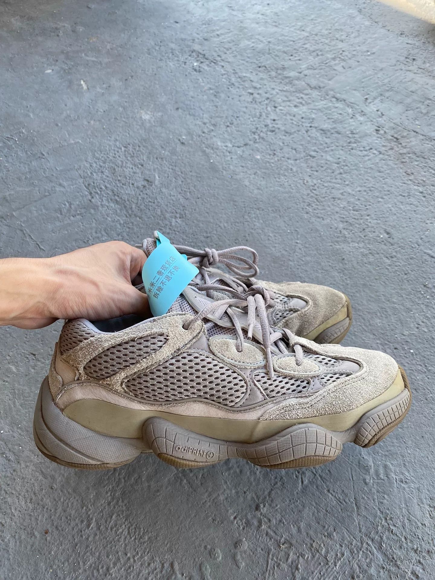 Adidas Adidas YEEZY500 Gray Lowtop Sneakers 40 Men Size US 7.5 / EU 40-41 - 2 Thumbnail