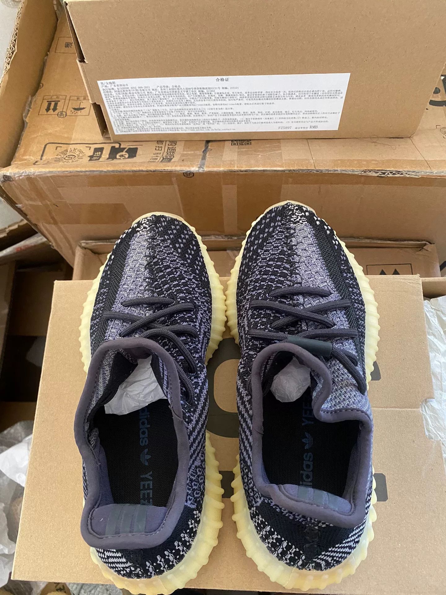Adidas Adidas YEEZY350 Black Lowtop Sneakers 38 Men Size US 6 / EU 39 - 3 Thumbnail