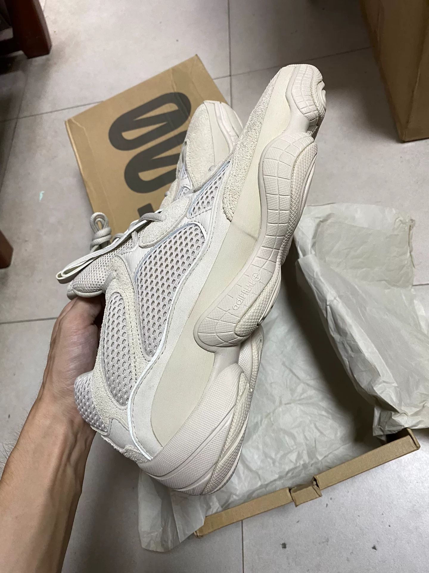 Yeezy Yeezy White Lowtop Sneakers 11.5 Men Size US 11.5 / EU 44-45 - 6 Thumbnail