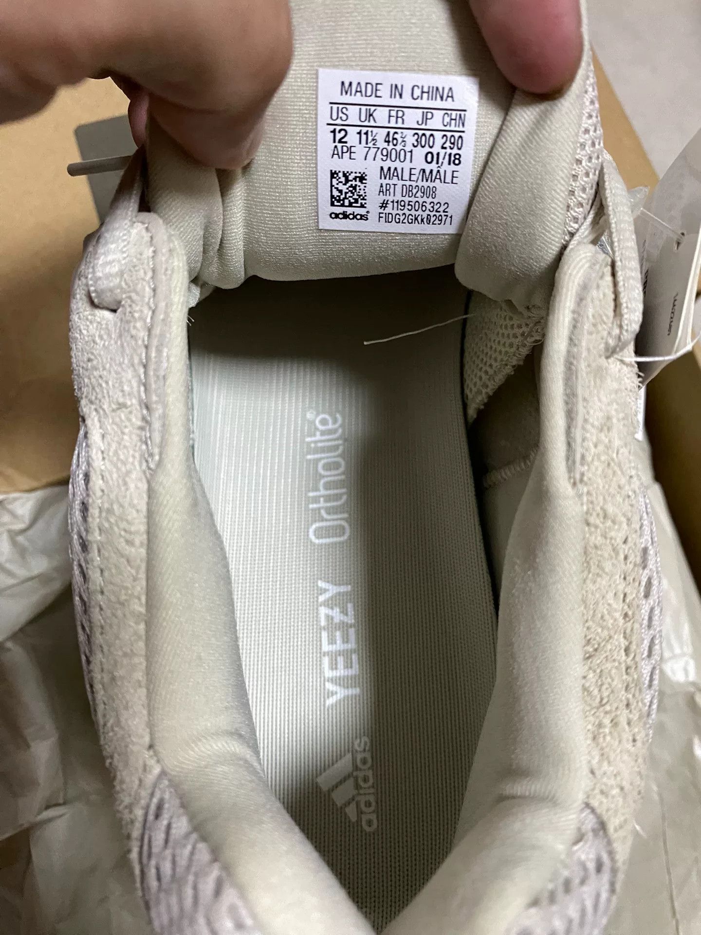 Yeezy Yeezy White Lowtop Sneakers 11.5 Men Size US 11.5 / EU 44-45 - 3 Thumbnail