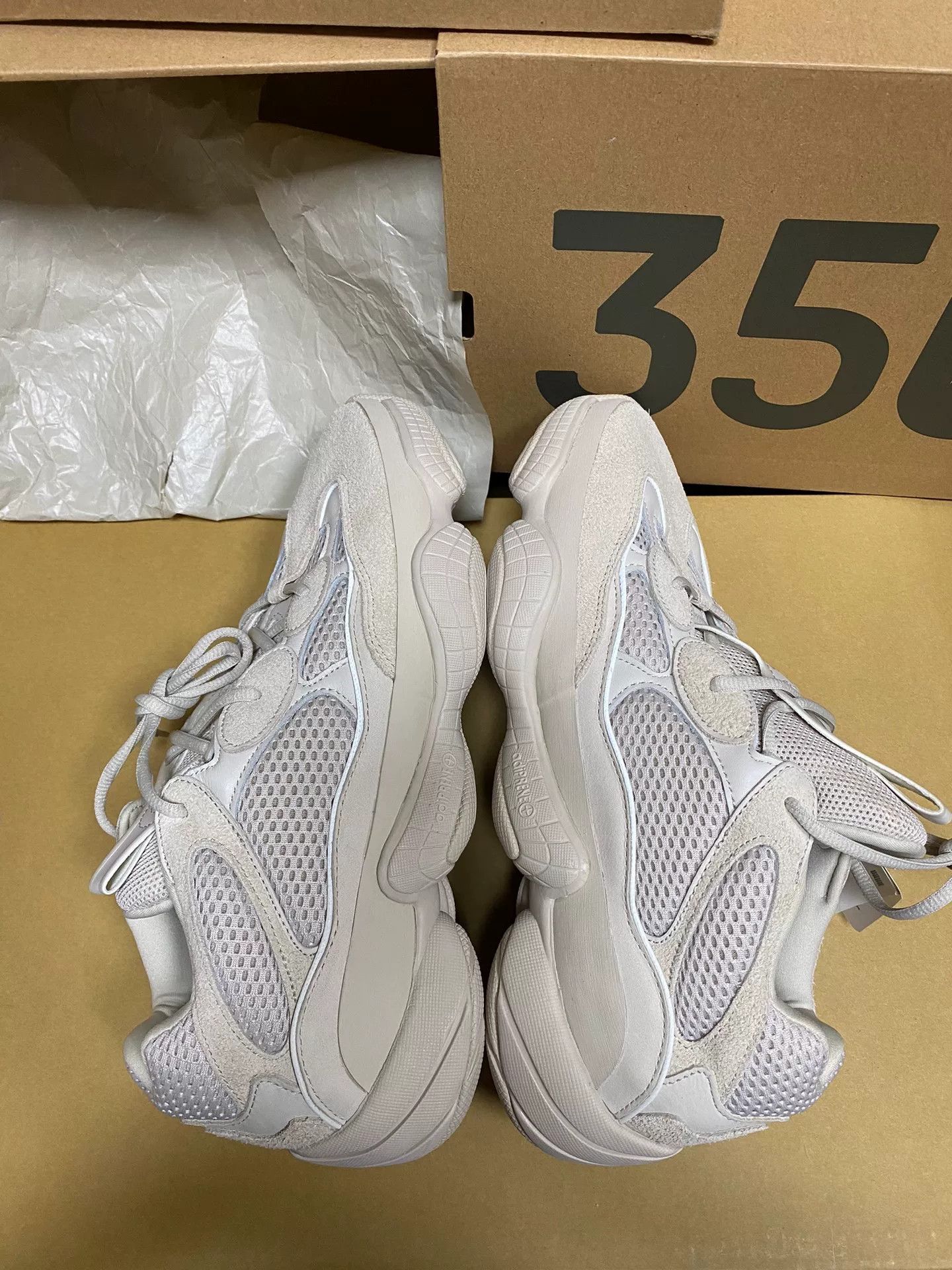 Yeezy Yeezy White Lowtop Sneakers 11.5 Men Size US 11.5 / EU 44-45 - 9 Thumbnail