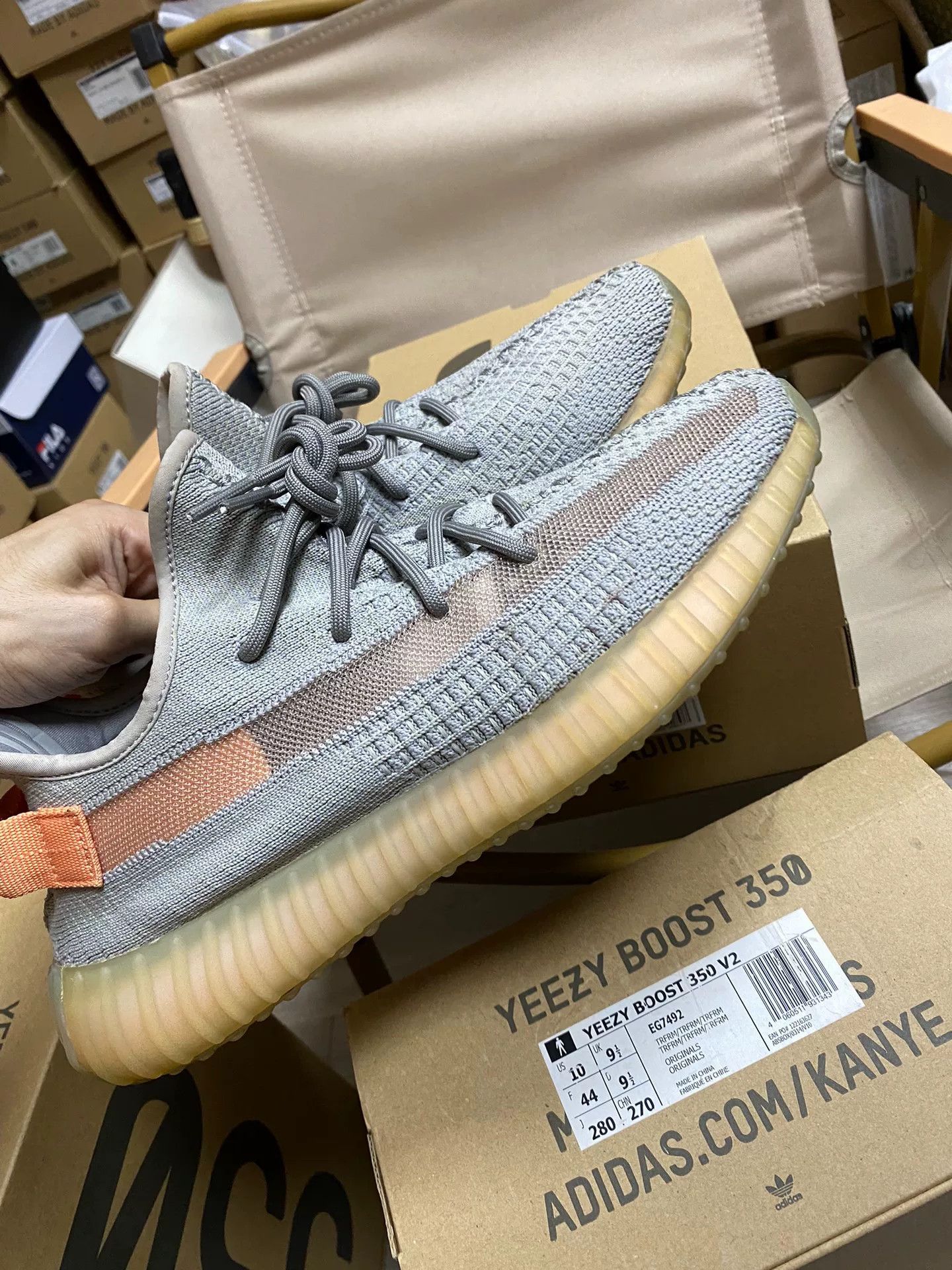 Adidas Adidas YEEZY350 Limited Gray Lowtop Sneakers 9.5 Men Size US 9.5 / EU 42-43 - 7 Thumbnail
