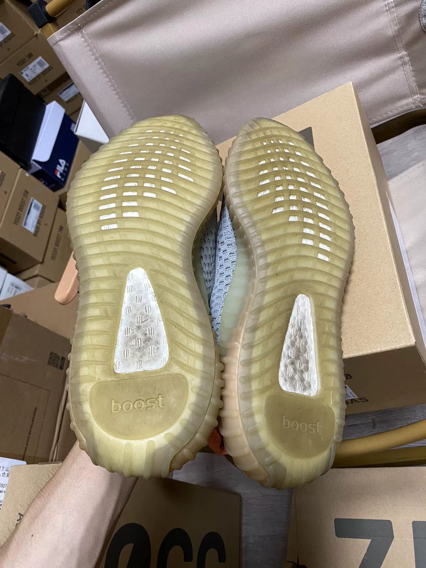 Adidas Adidas YEEZY350 Limited Gray Lowtop Sneakers 9.5 Men Size US 9.5 / EU 42-43 - 9 Thumbnail