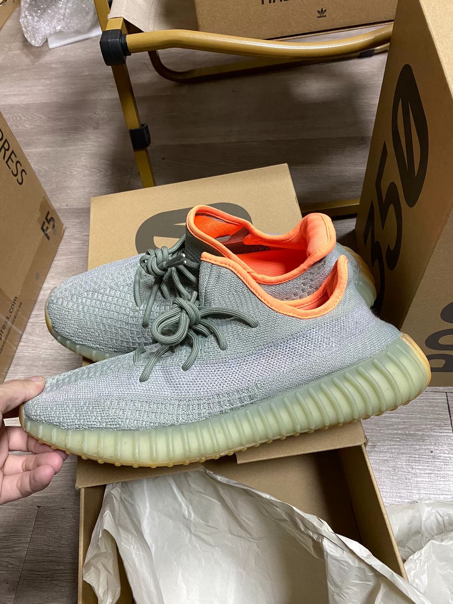 Yeezy Yeezy Lowtop Sneakers 9.5 Men Size US 9.5 / EU 42-43 - 6 Thumbnail