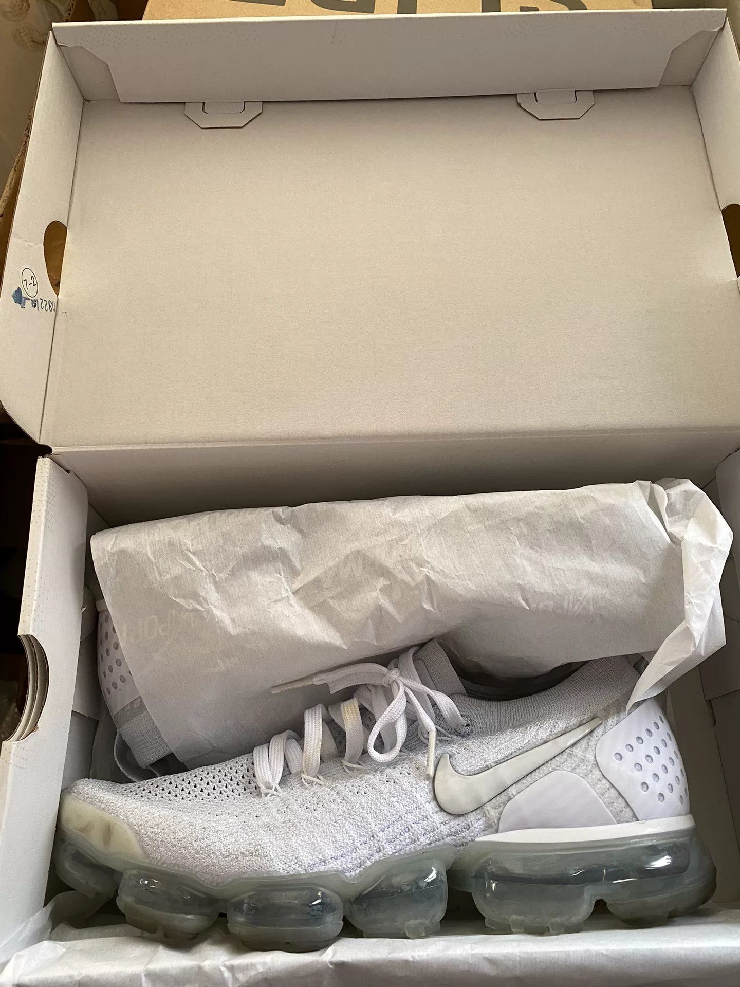 Nike Nike Knit White Lowtop Sneakers 9.5 Men Size US 9.5 / EU 42-43 - 9 Thumbnail