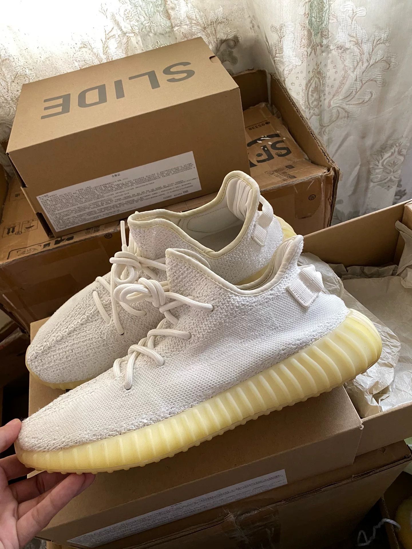 Adidas Adidas YEEZY350 White Lowtop Sneakers 10 Men Size US 10 / EU 43 - 3 Thumbnail