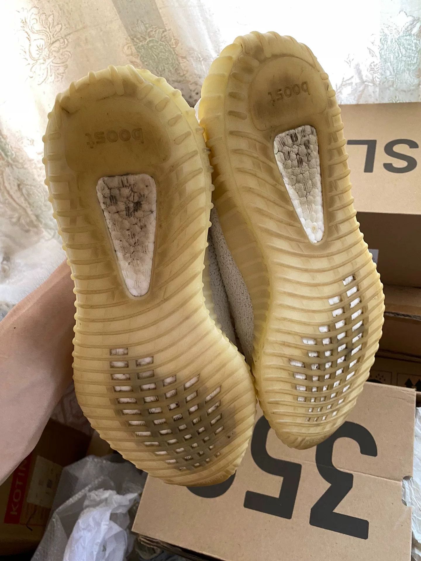 Adidas Adidas YEEZY350 White Lowtop Sneakers 10 Men Size US 10 / EU 43 - 6 Thumbnail