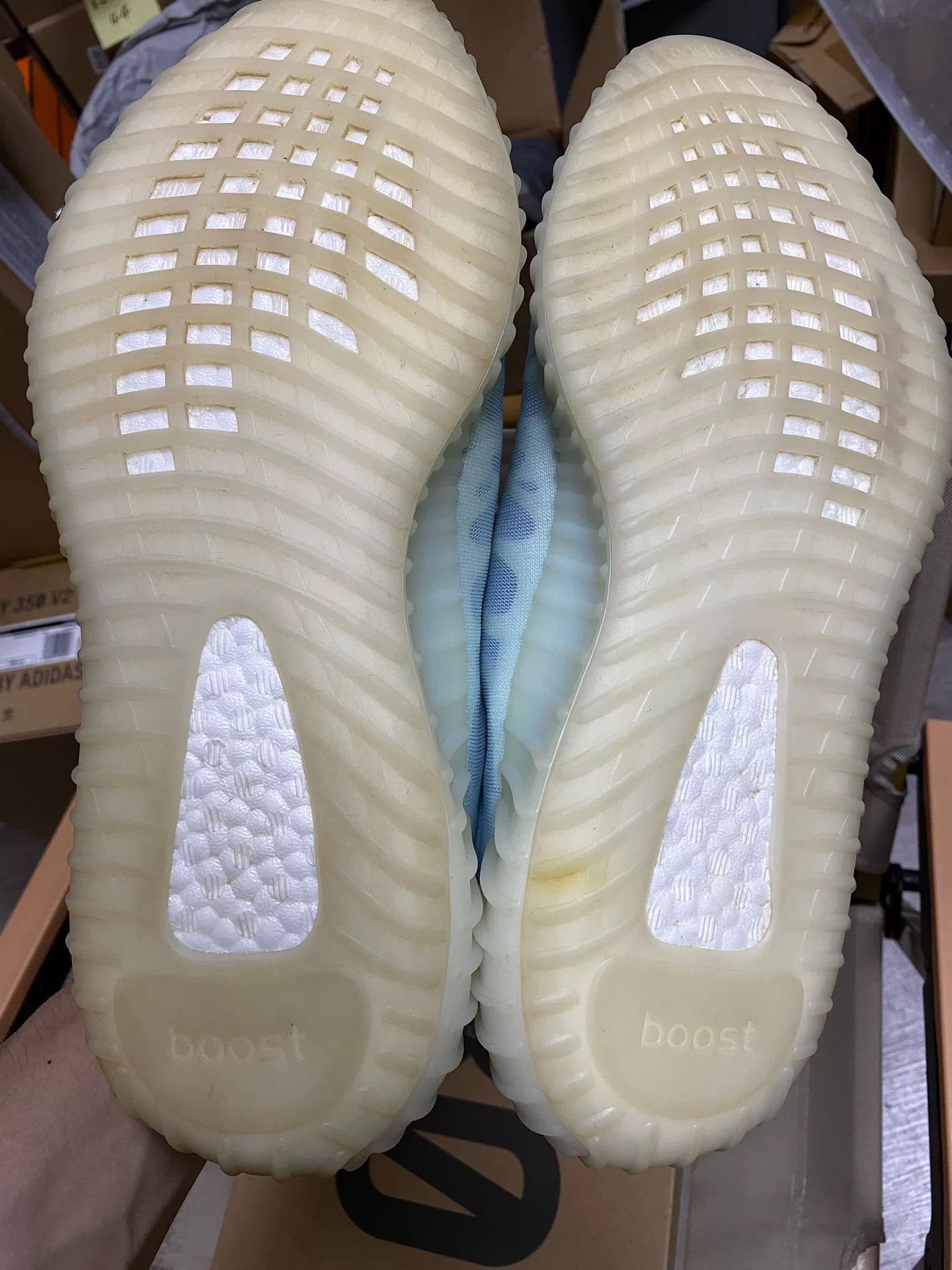 Adidas Adidas YEEZY350 Blue Lowtop Sneakers 9.5 Men Size US 9.5 / EU 42-43 - 9 Thumbnail