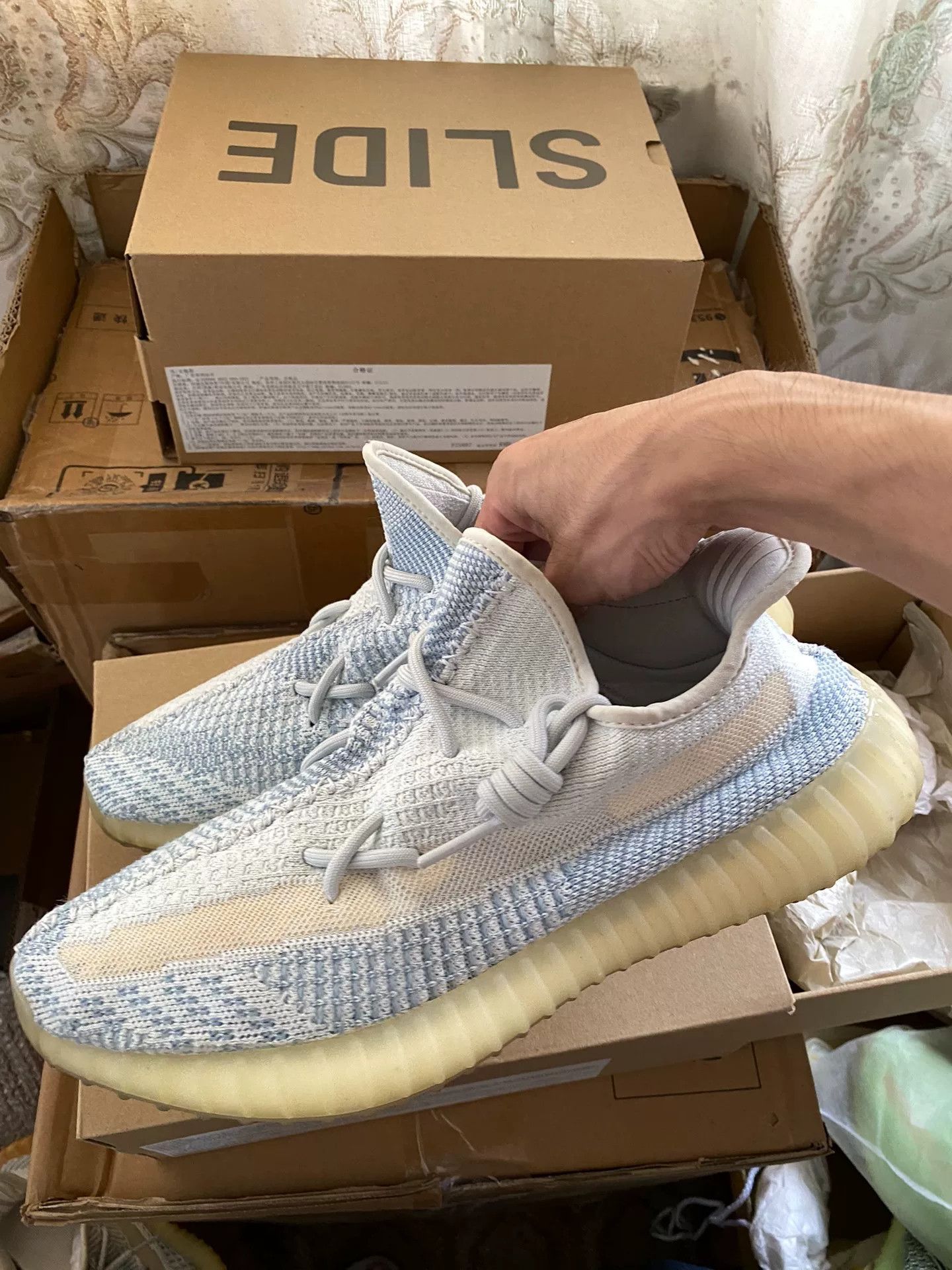 Adidas Adidas YEEZY350 White Lowtop Sneakers 10 Men Size US 10 / EU 43 - 6 Thumbnail