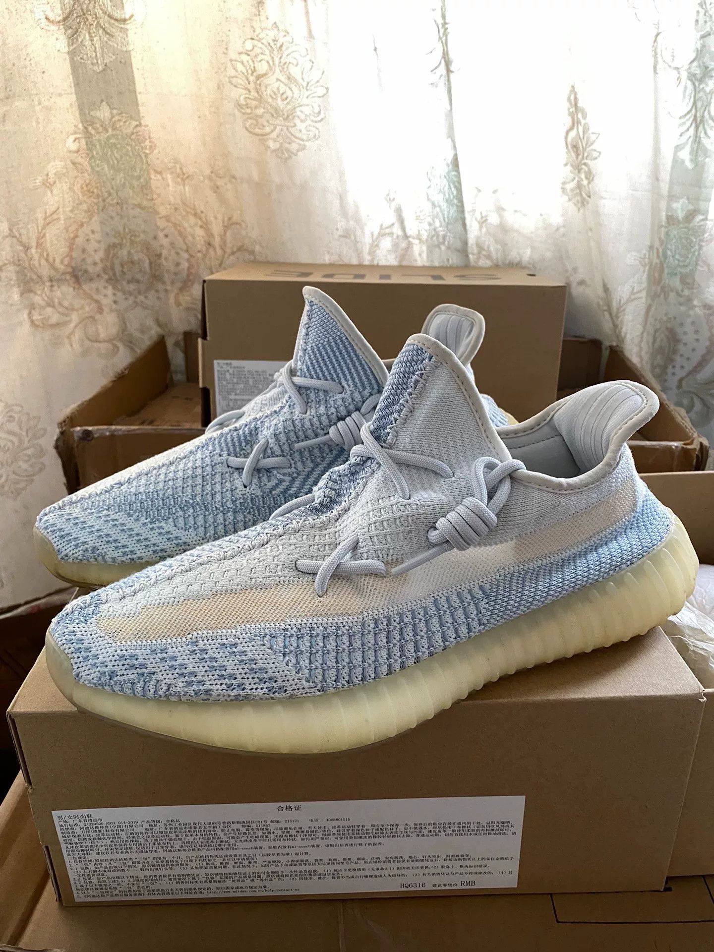 Adidas Adidas YEEZY350 White Lowtop Sneakers 10 Men Size US 10 / EU 43 - 7 Thumbnail
