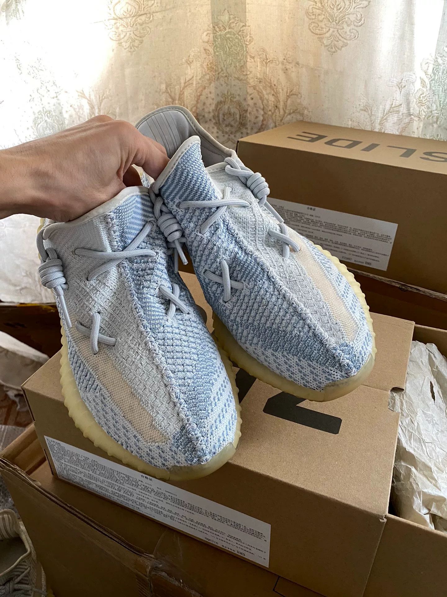 Adidas Adidas YEEZY350 White Lowtop Sneakers 10 Men Size US 10 / EU 43 - 5 Thumbnail