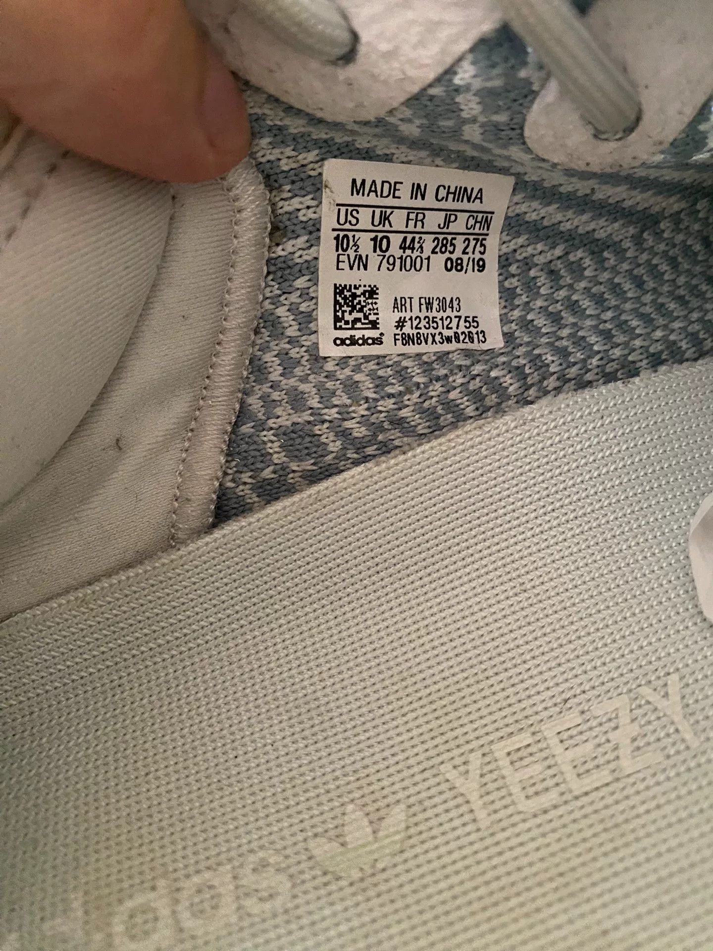 Adidas Adidas YEEZY350 White Lowtop Sneakers 10 Men Size US 10 / EU 43 - 2 Thumbnail