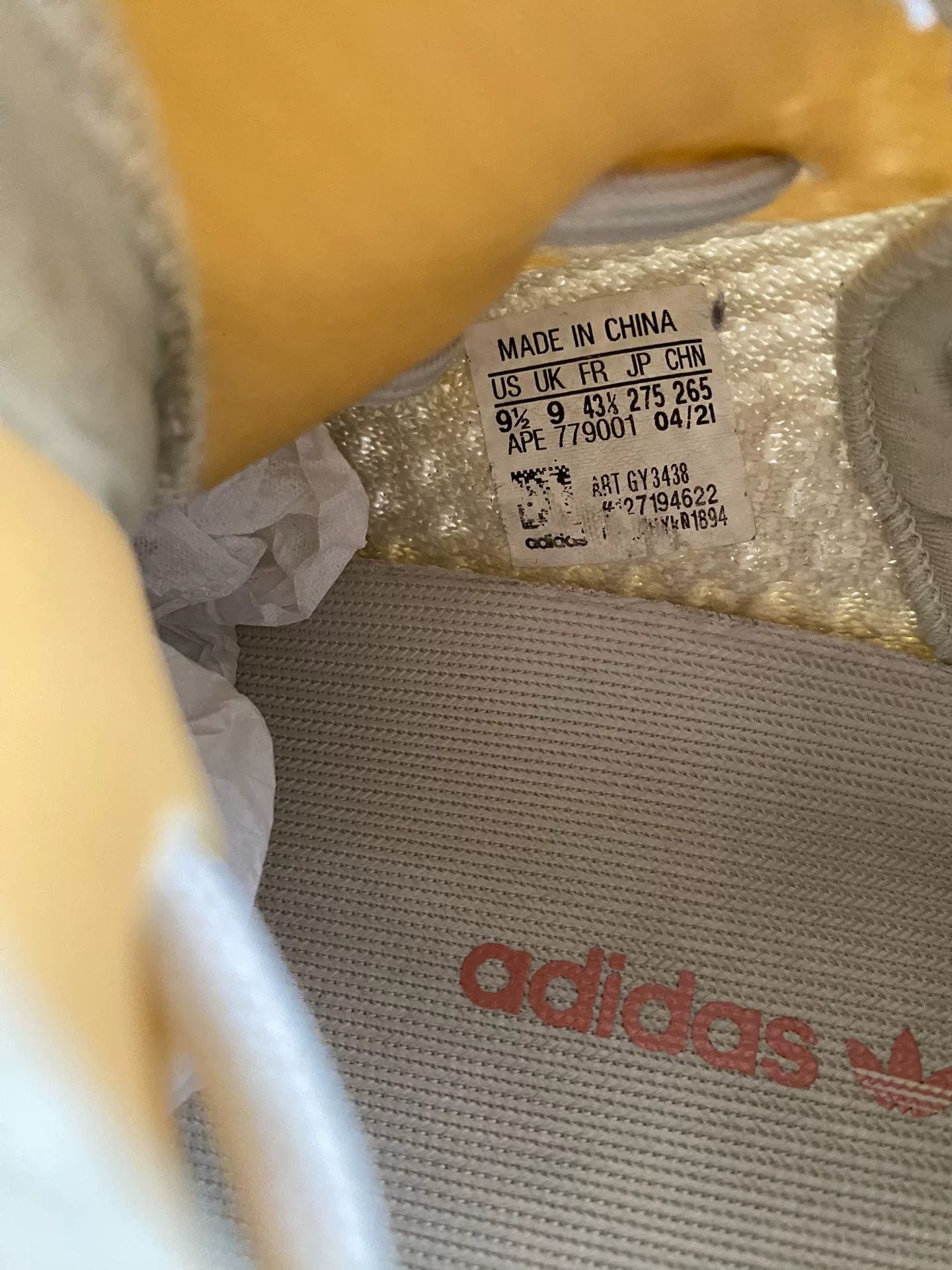 Adidas Adidas Yellow Lowtop Sneakers 35 Men Size US 5 / EU 37 - 6 Thumbnail