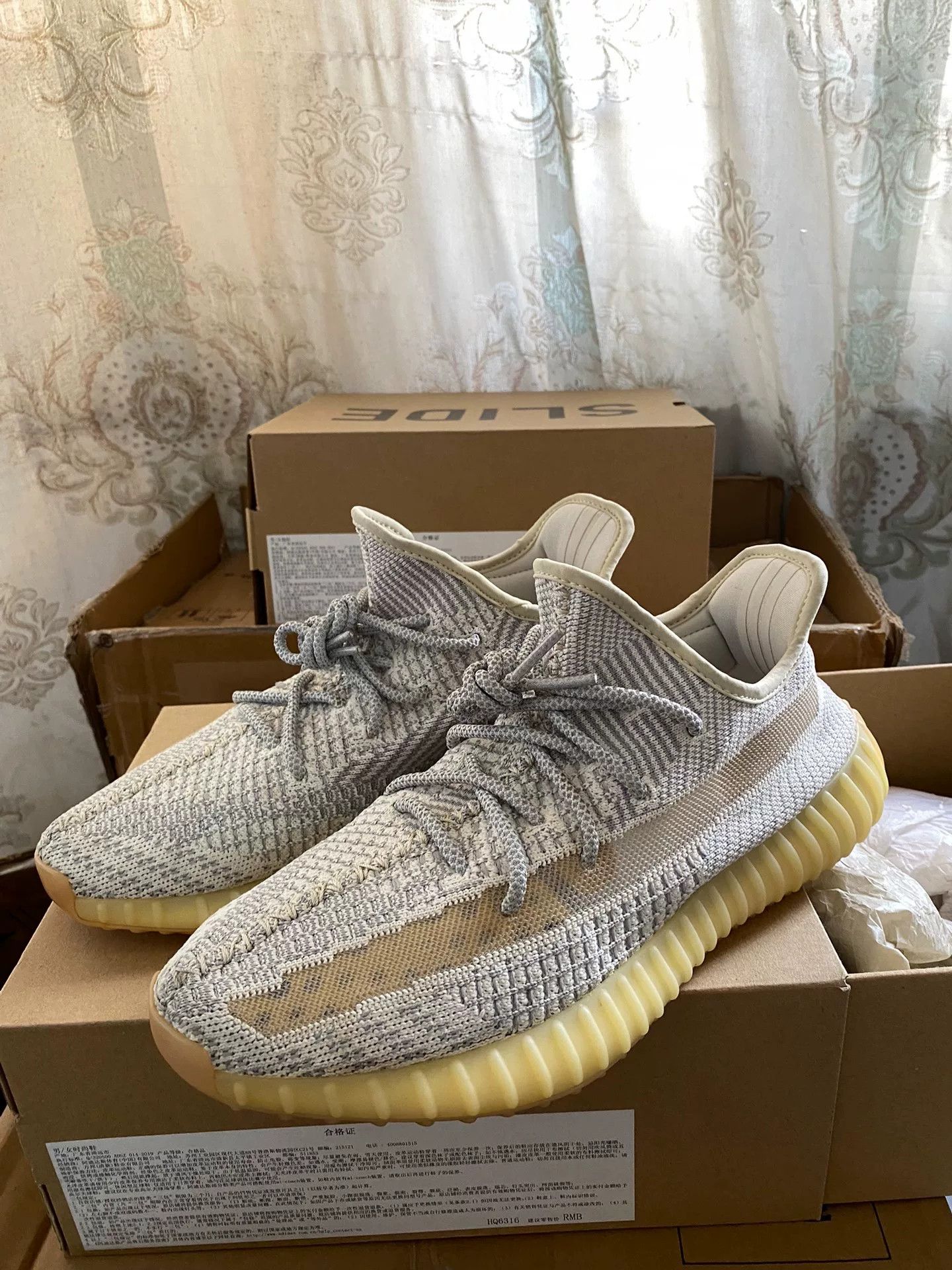 Adidas Adidas YEEZY350 Limited Yellow Lowtop Sneakers 9.5 Men Size US 9.5 / EU 42-43 - 7 Thumbnail