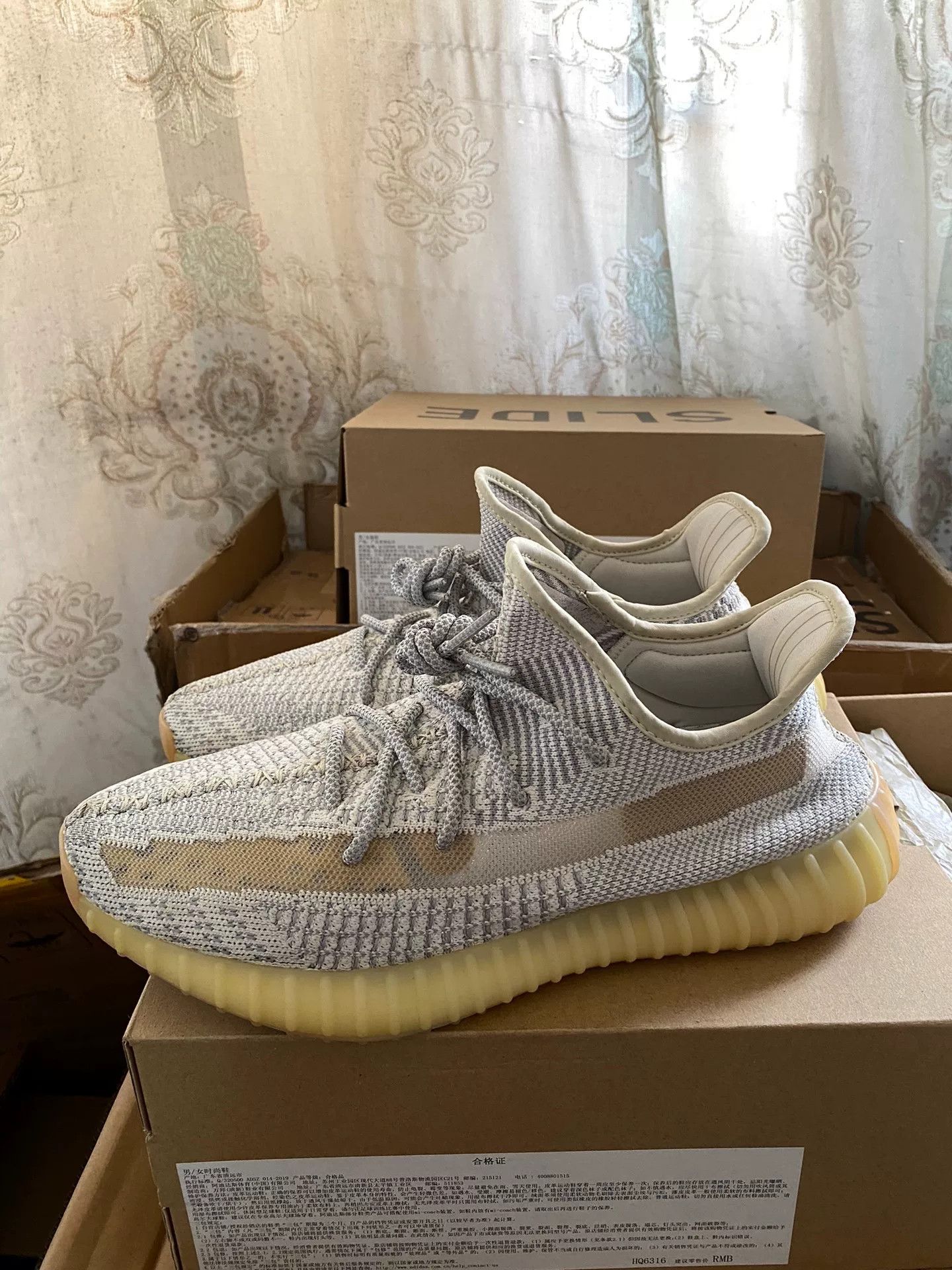 Adidas Adidas YEEZY350 Limited Yellow Lowtop Sneakers 9.5 Men Size US 9.5 / EU 42-43 - 4 Thumbnail