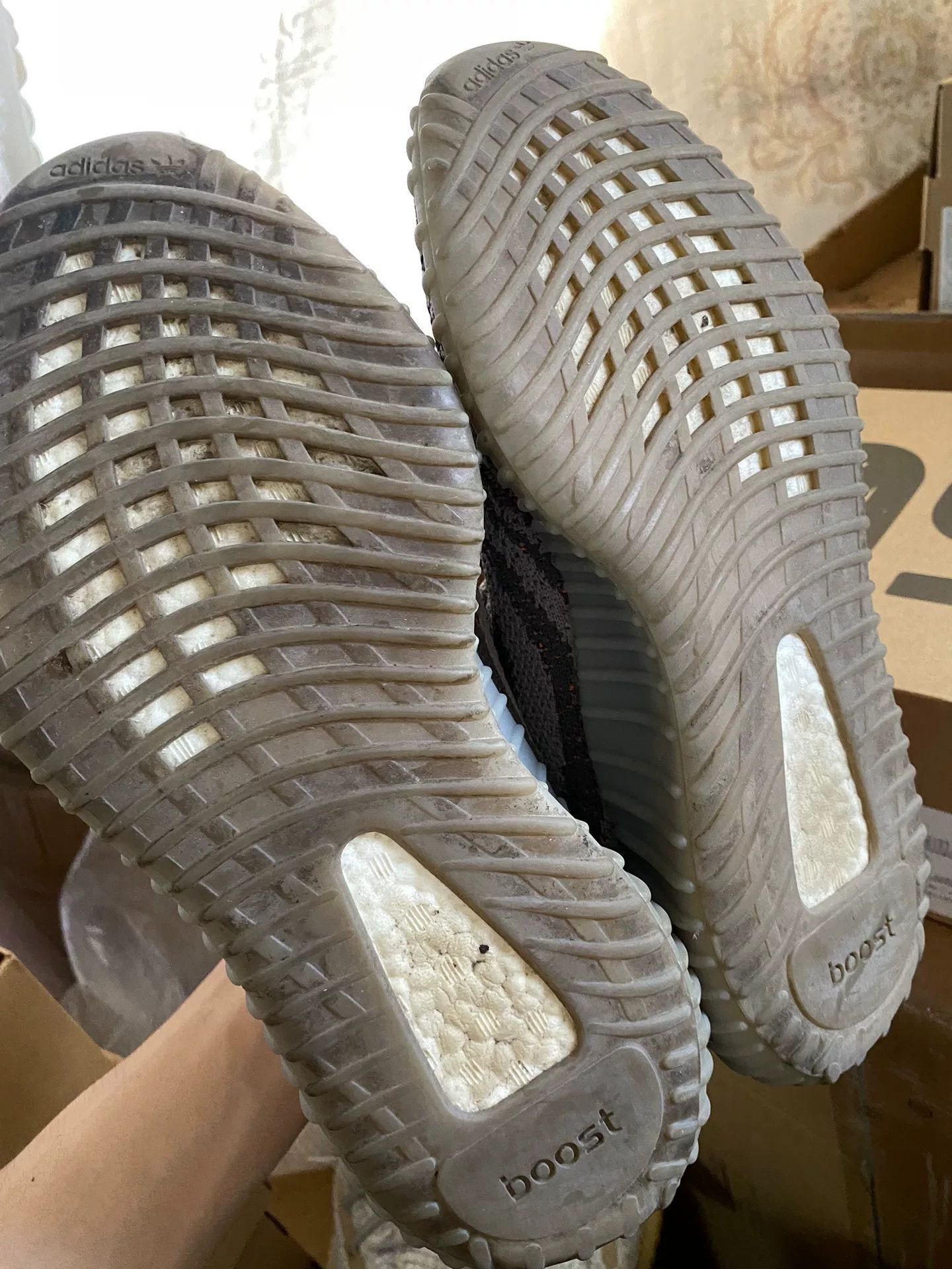 Adidas Adidas YEEZY350 Gray Lowtop Sneakers 41 Men Size US 8.5 / EU 41-42 - 3 Thumbnail