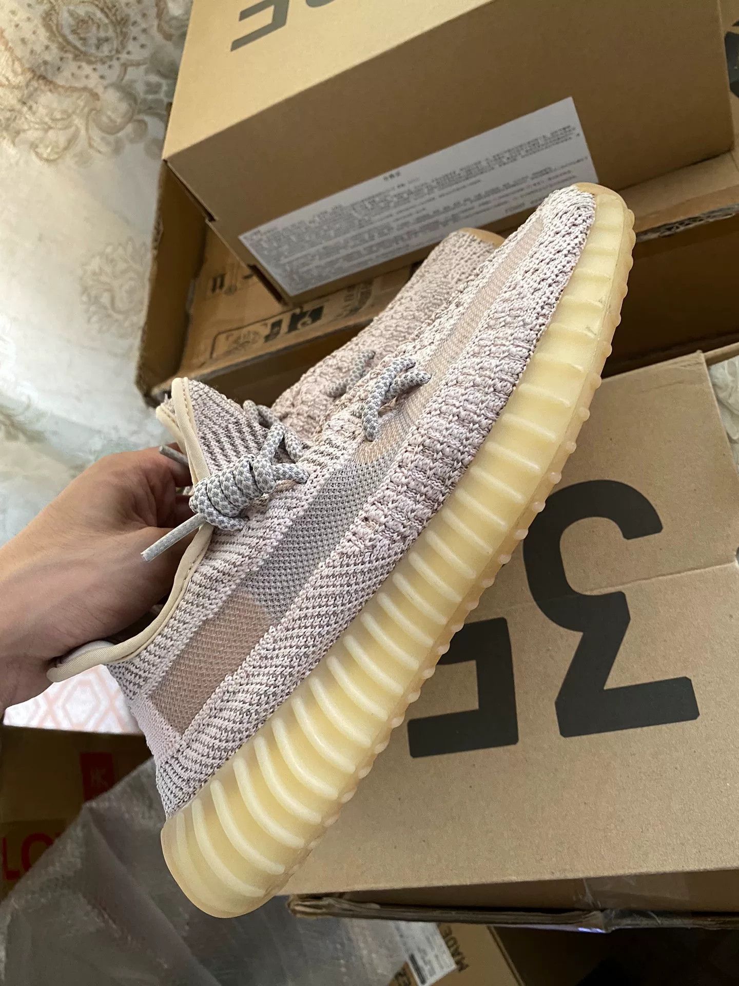 Adidas Adidas YEEZY350 Pink Lowtop Sneakers 40 Men Size US 7.5 / EU 40-41 - 2 Thumbnail