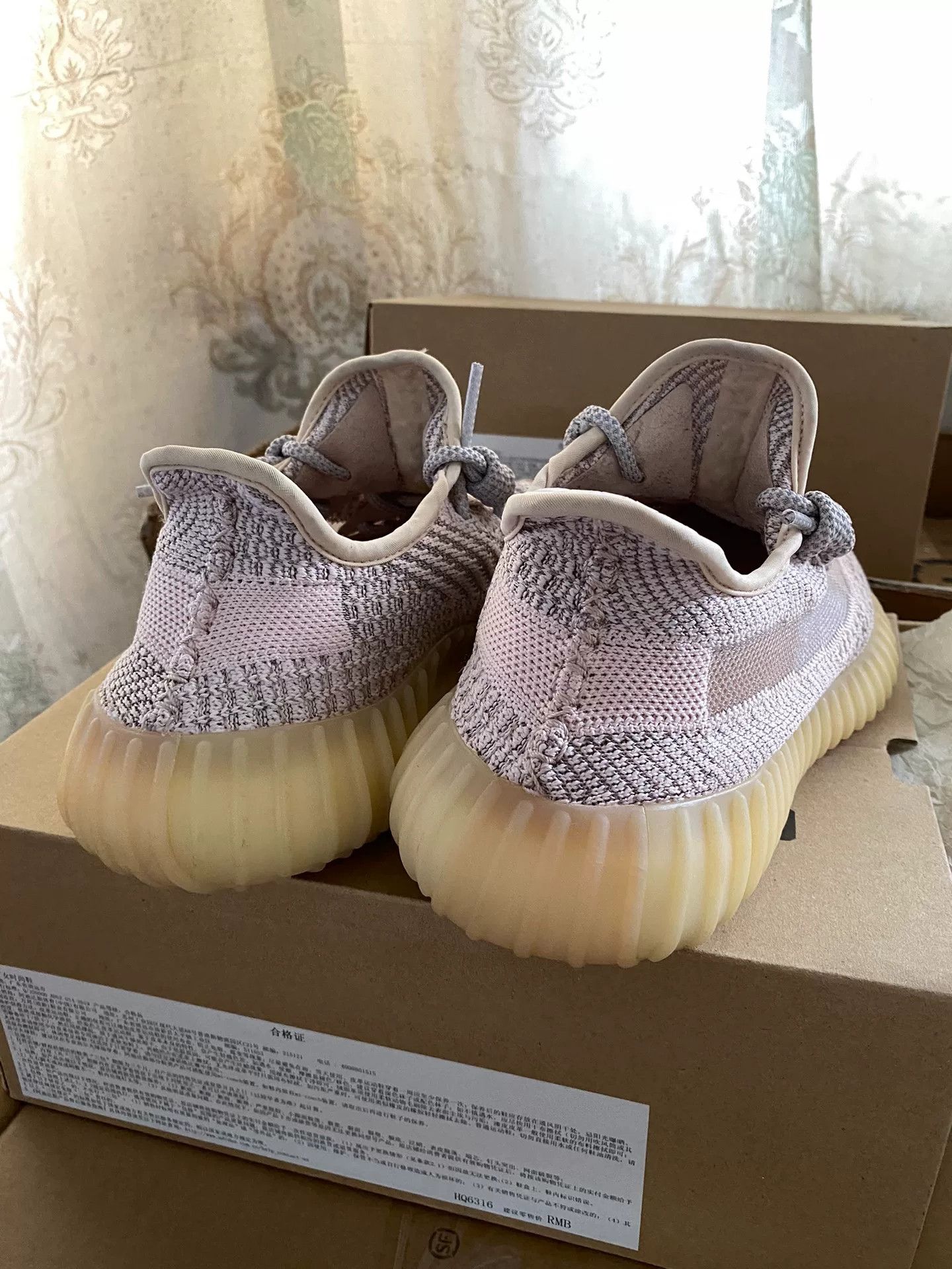 Adidas Adidas YEEZY350 Pink Lowtop Sneakers 40 Men Size US 7.5 / EU 40-41 - 6 Thumbnail